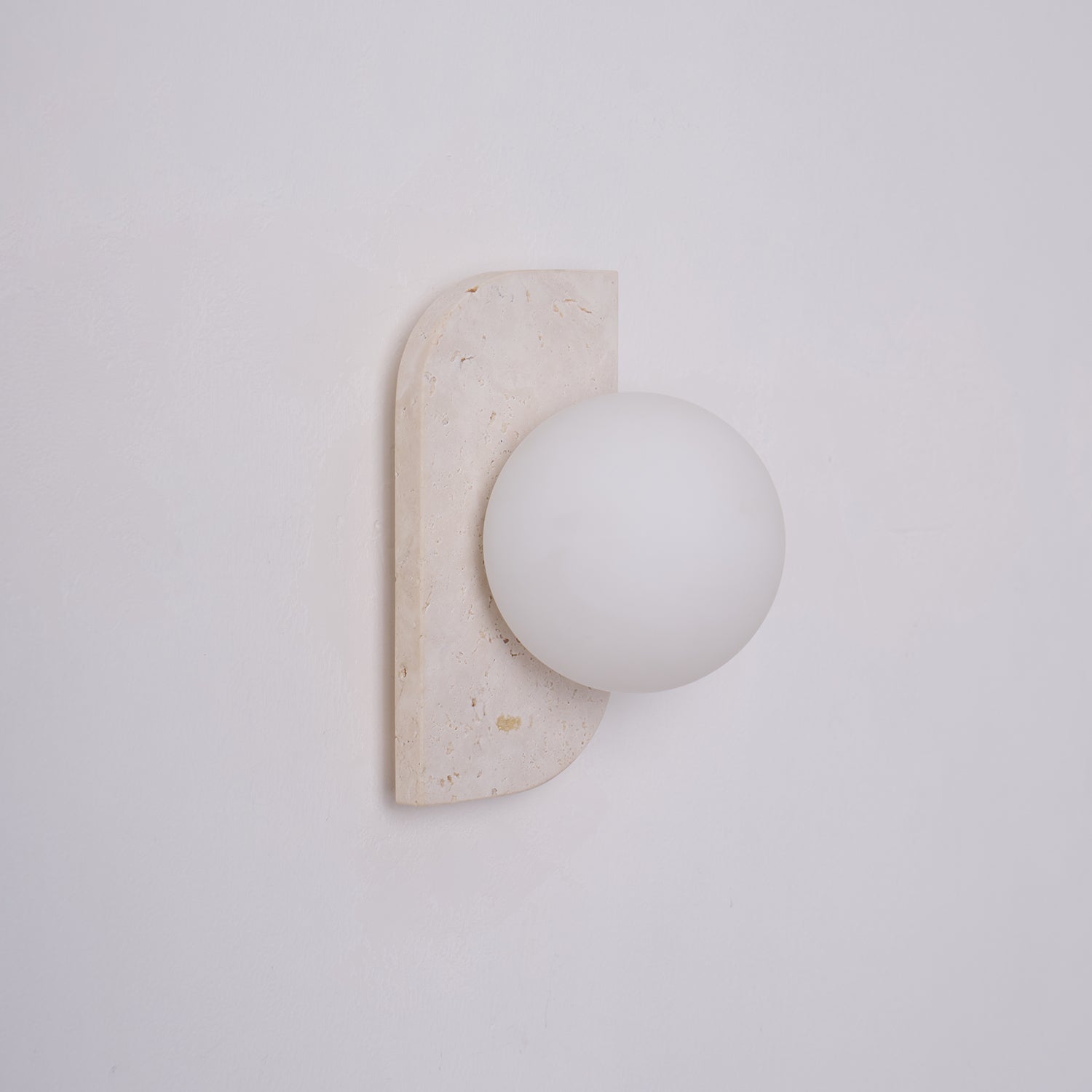 Pellune Wall Light