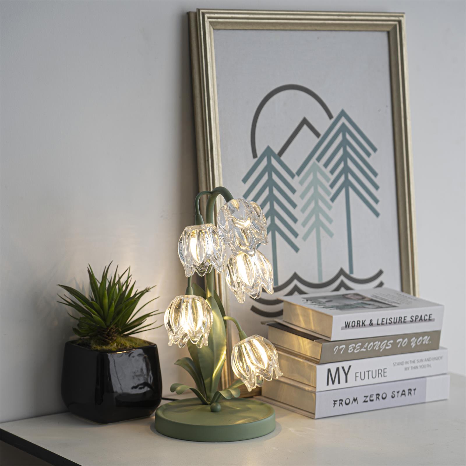 Cella Flower Table Lamp