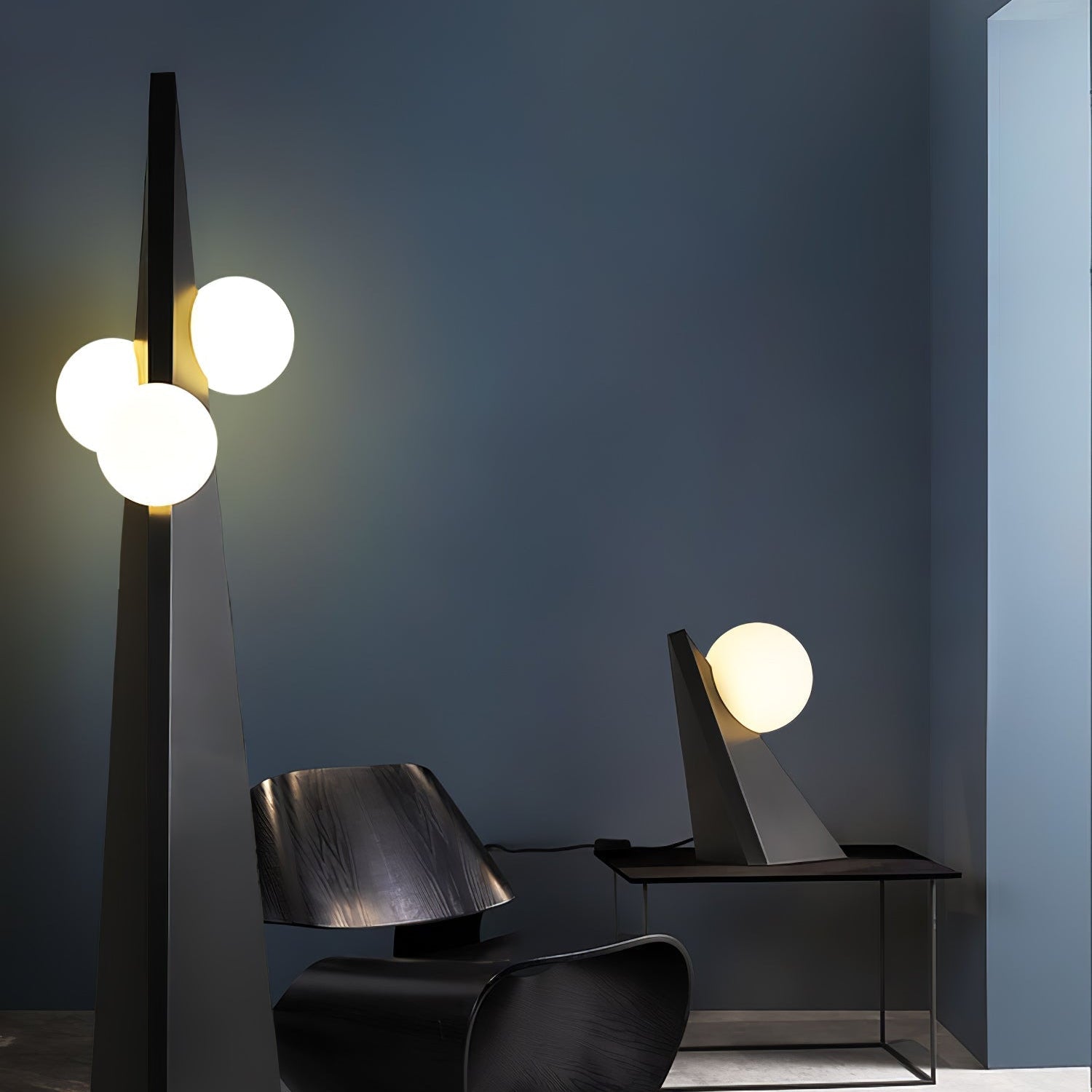 Royan Table Lamp