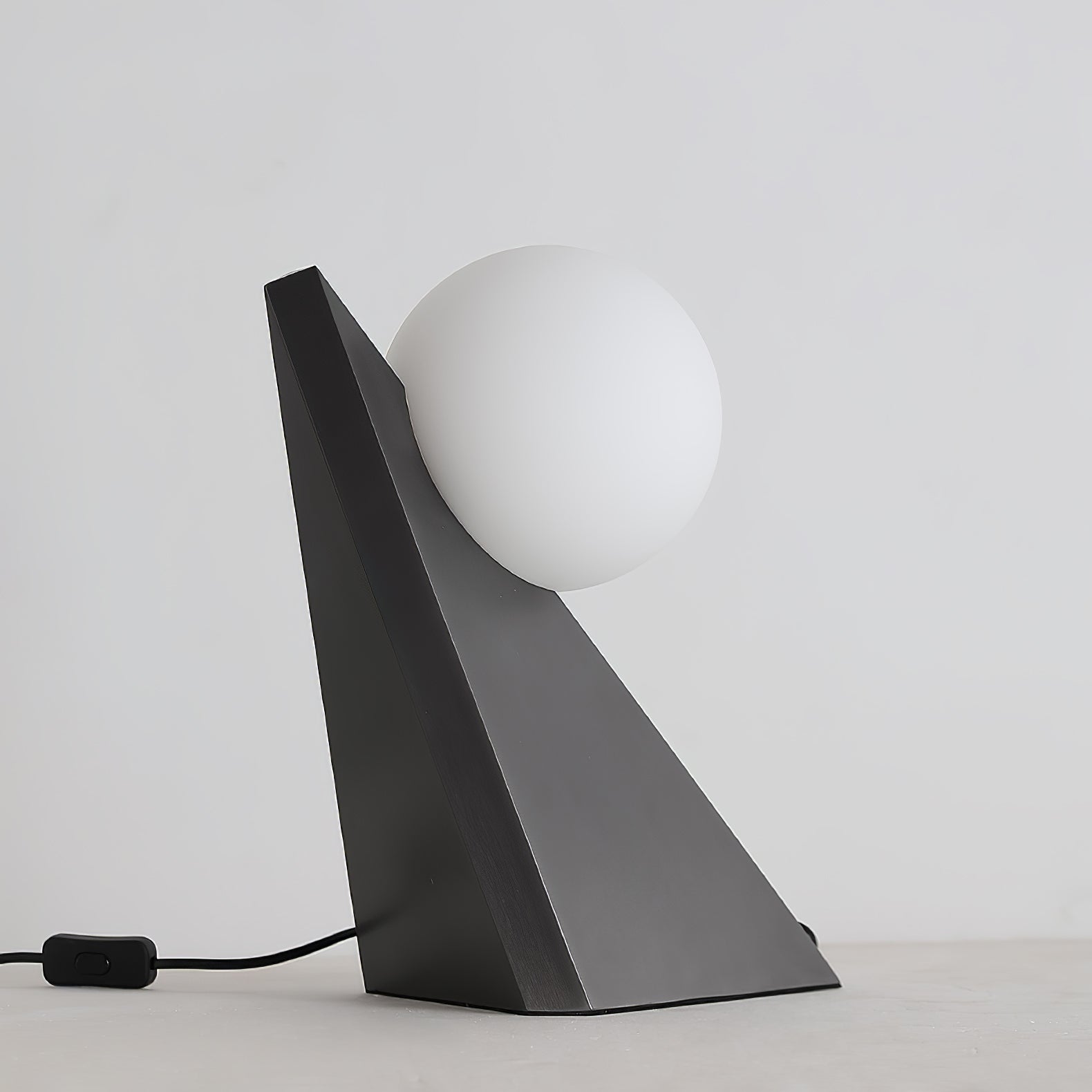 Royan Table Lamp