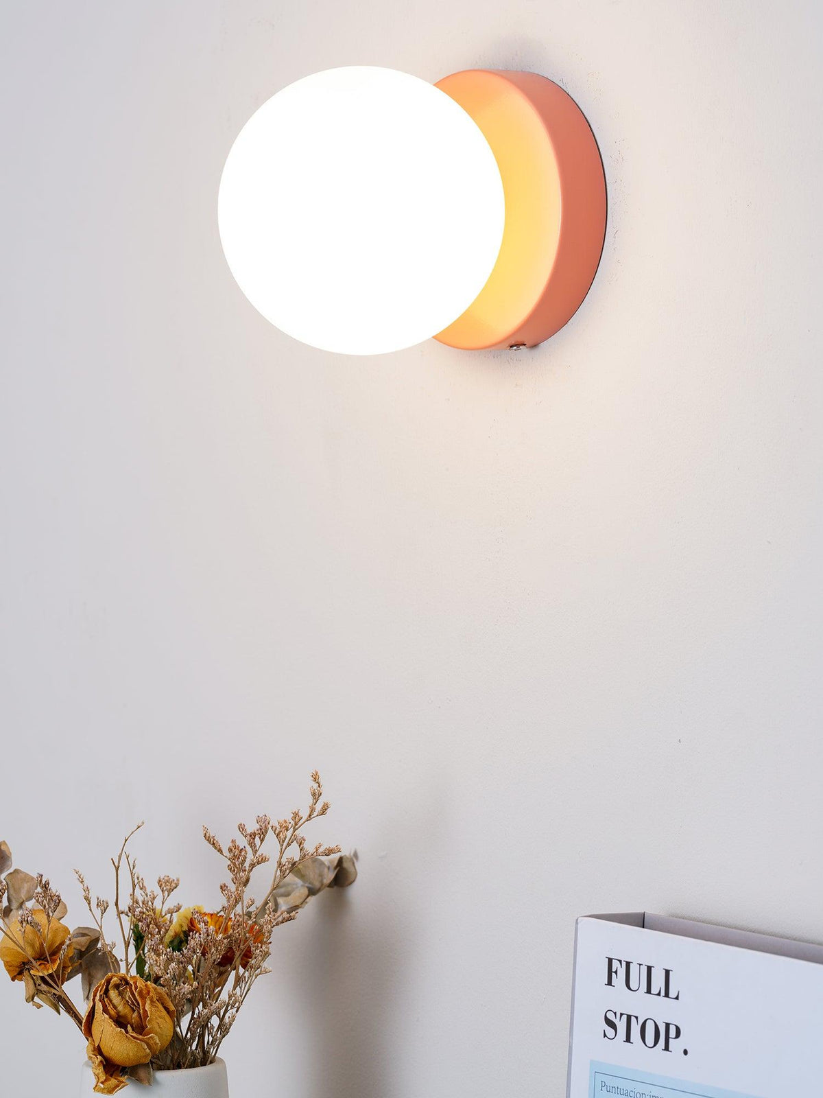 Lurala Globe Wall Light