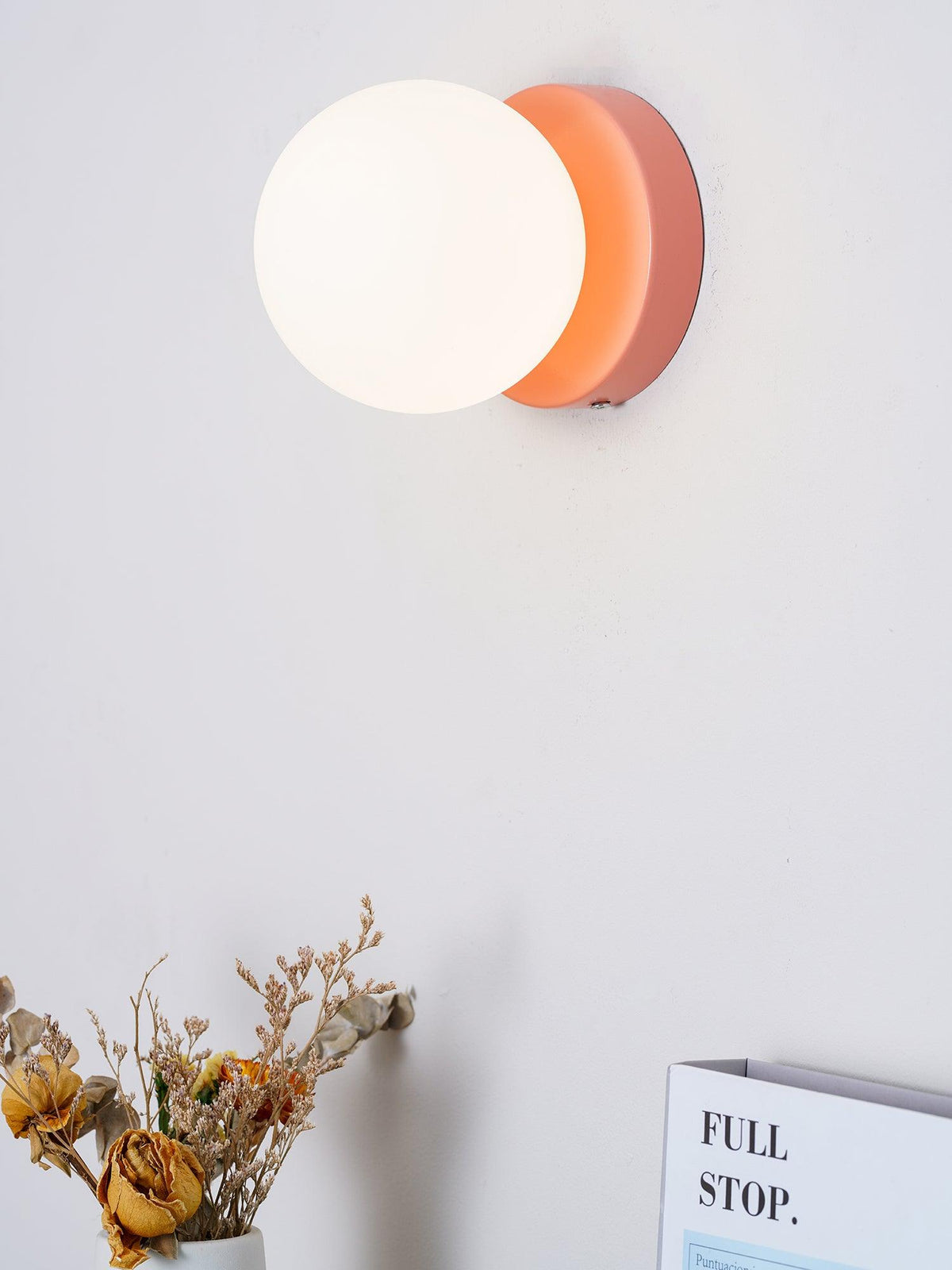 Lurala Globe Wall Light