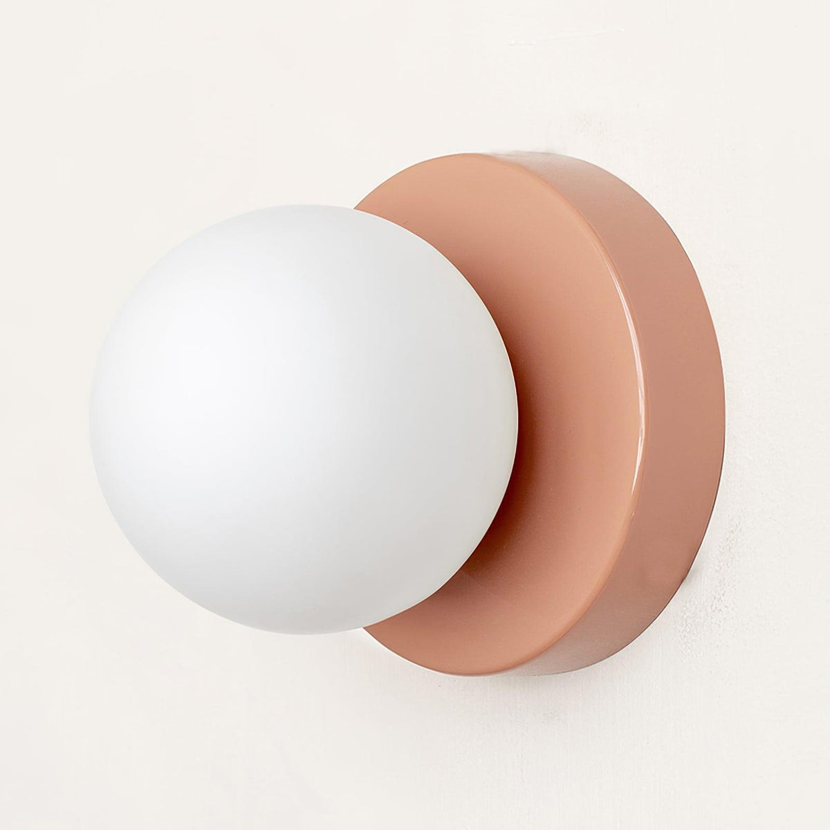 Lurala Globe Wall Light