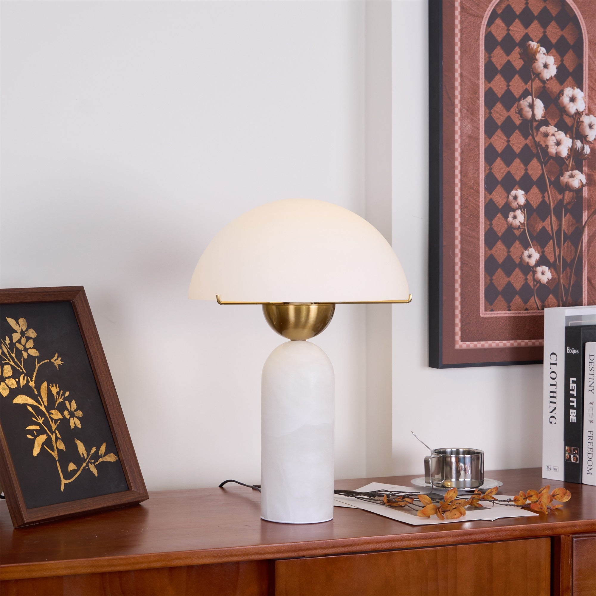 Arovia Alabaster Table Lamp