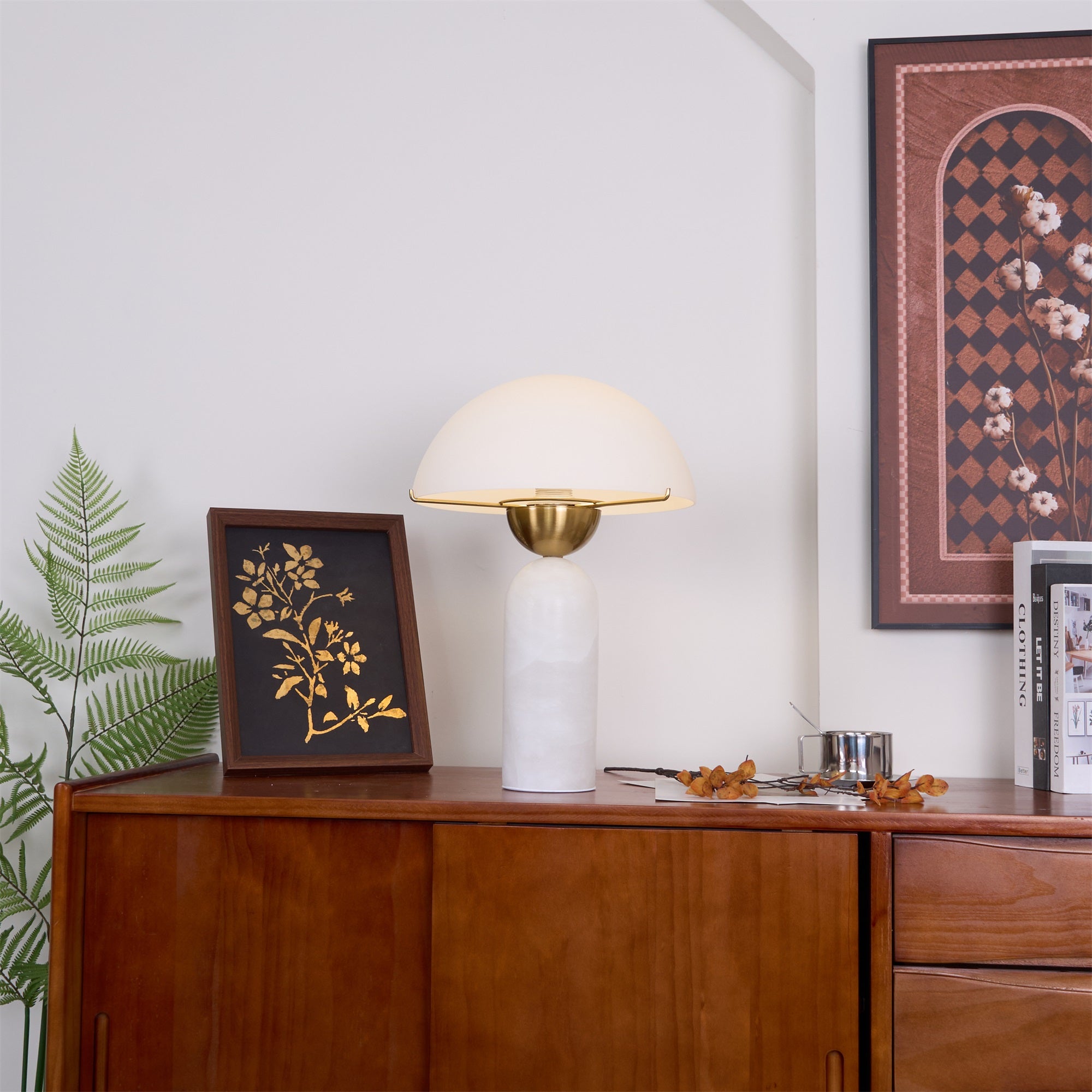 Arovia Alabaster Table Lamp