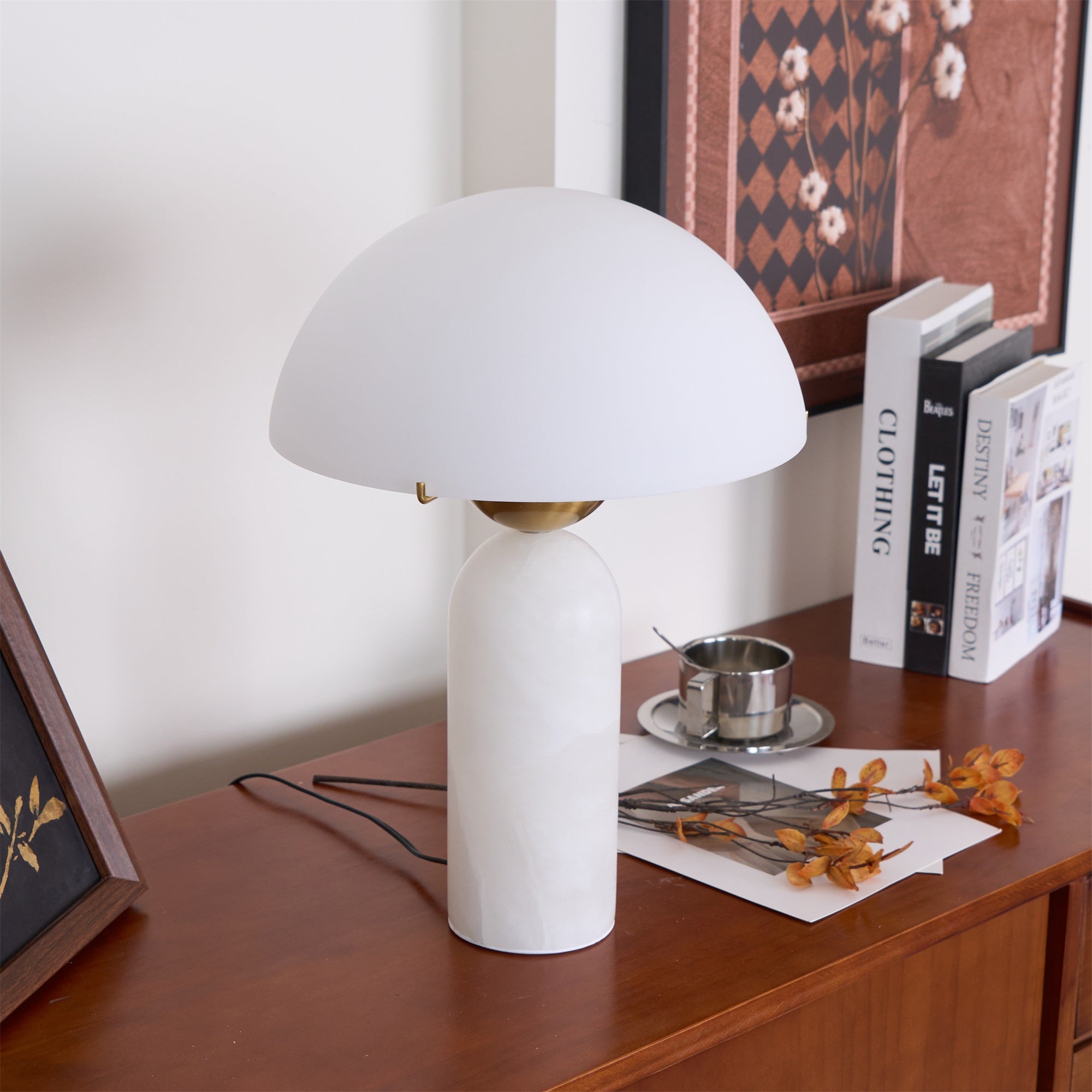 Arovia Alabaster Table Lamp