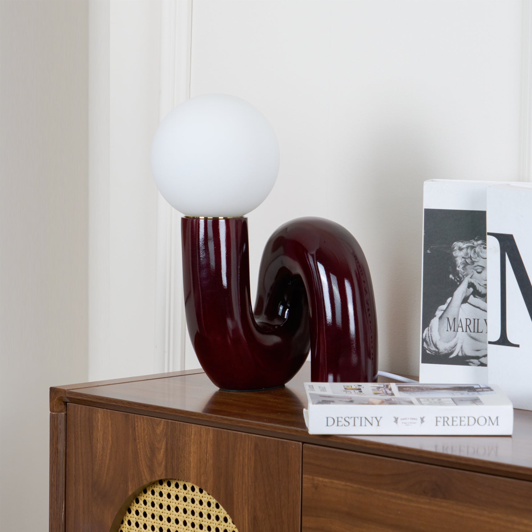 Curlshape Table Lamp