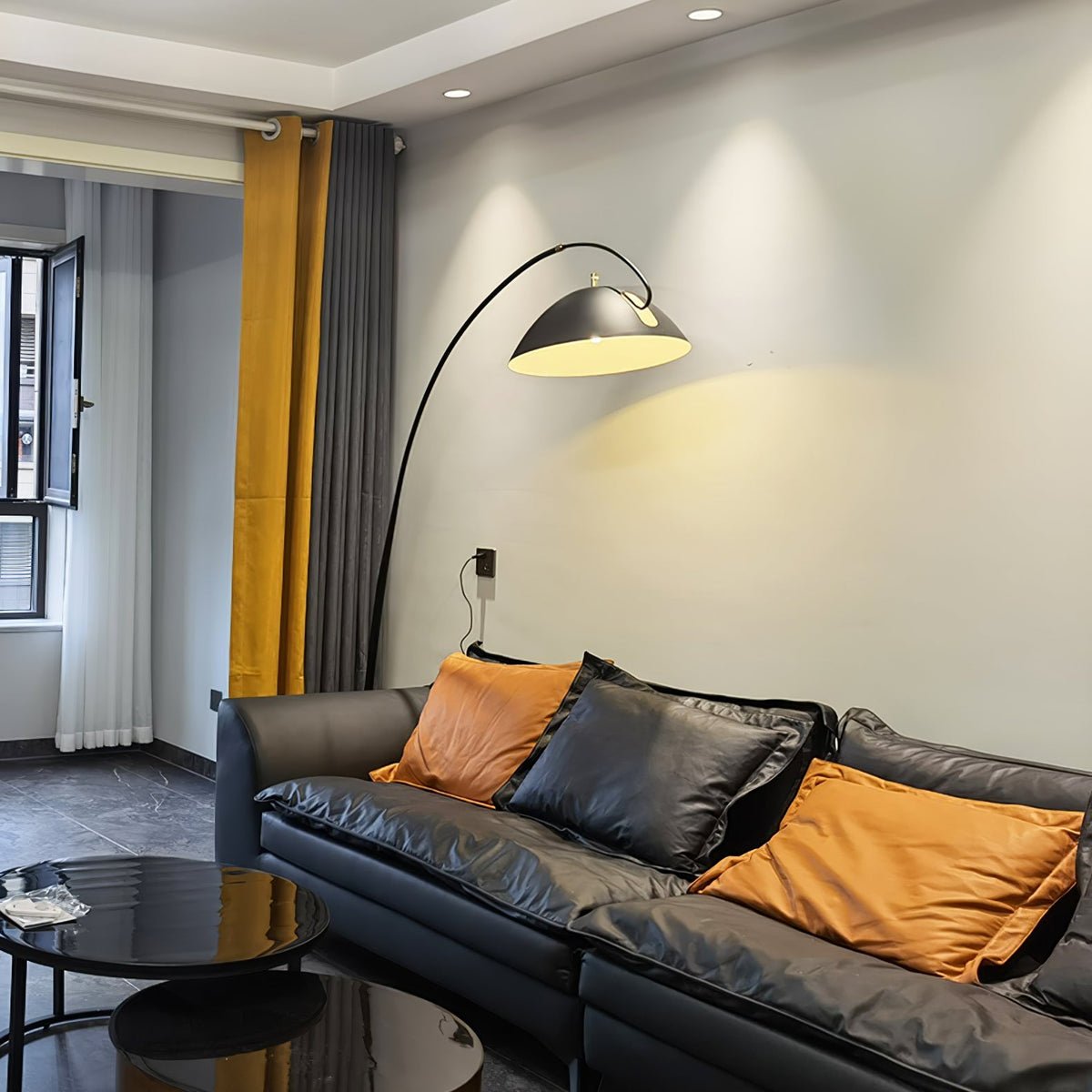 Kramovis Arc Floor Lamp