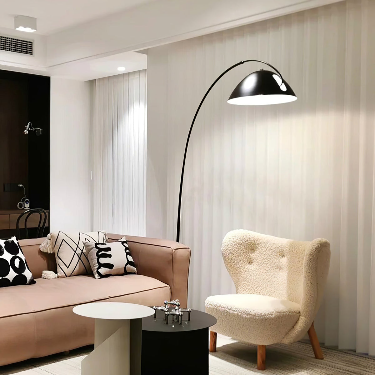 Kramovis Arc Floor Lamp