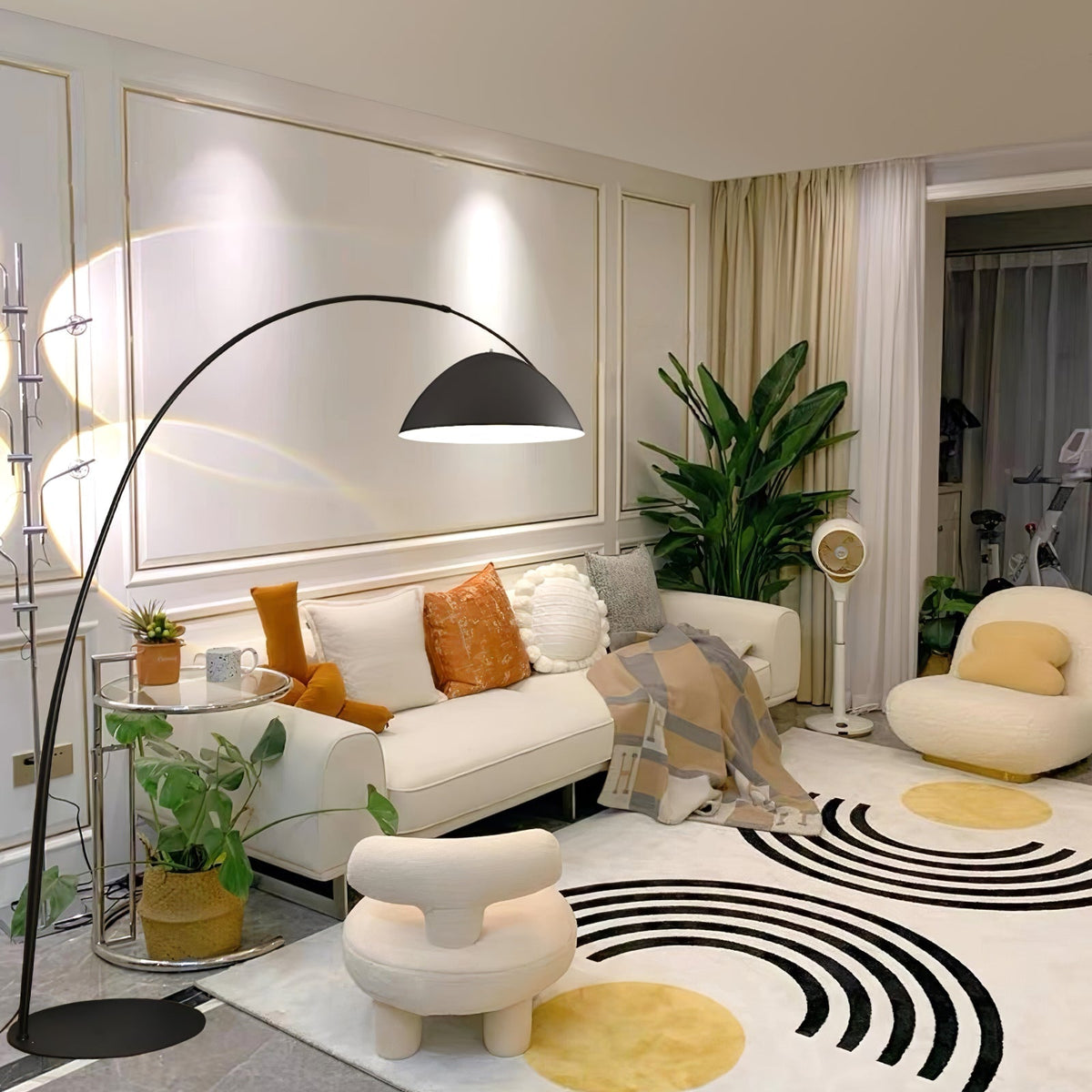 Kramovis Arc Floor Lamp
