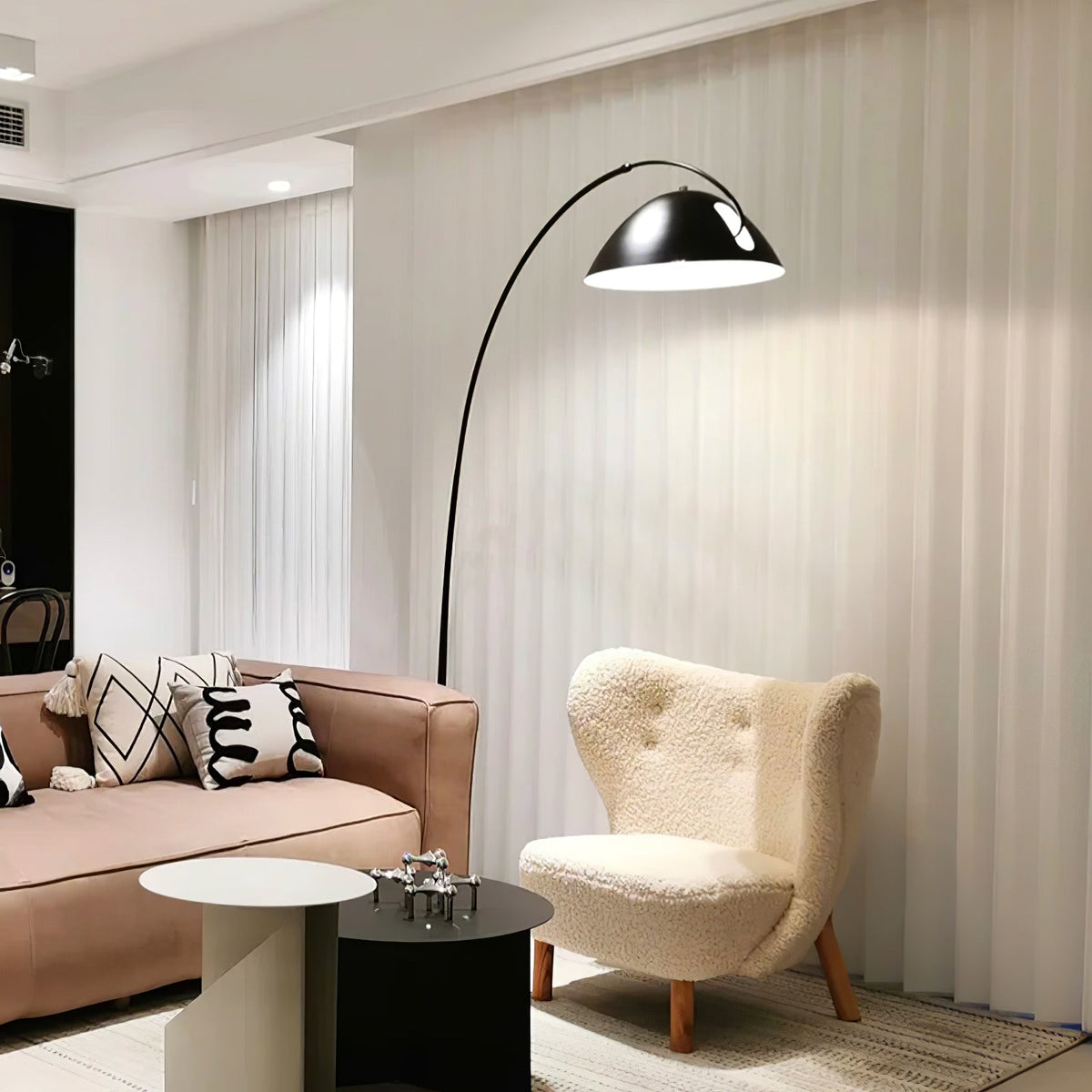 Kramovis Arc Floor Lamp
