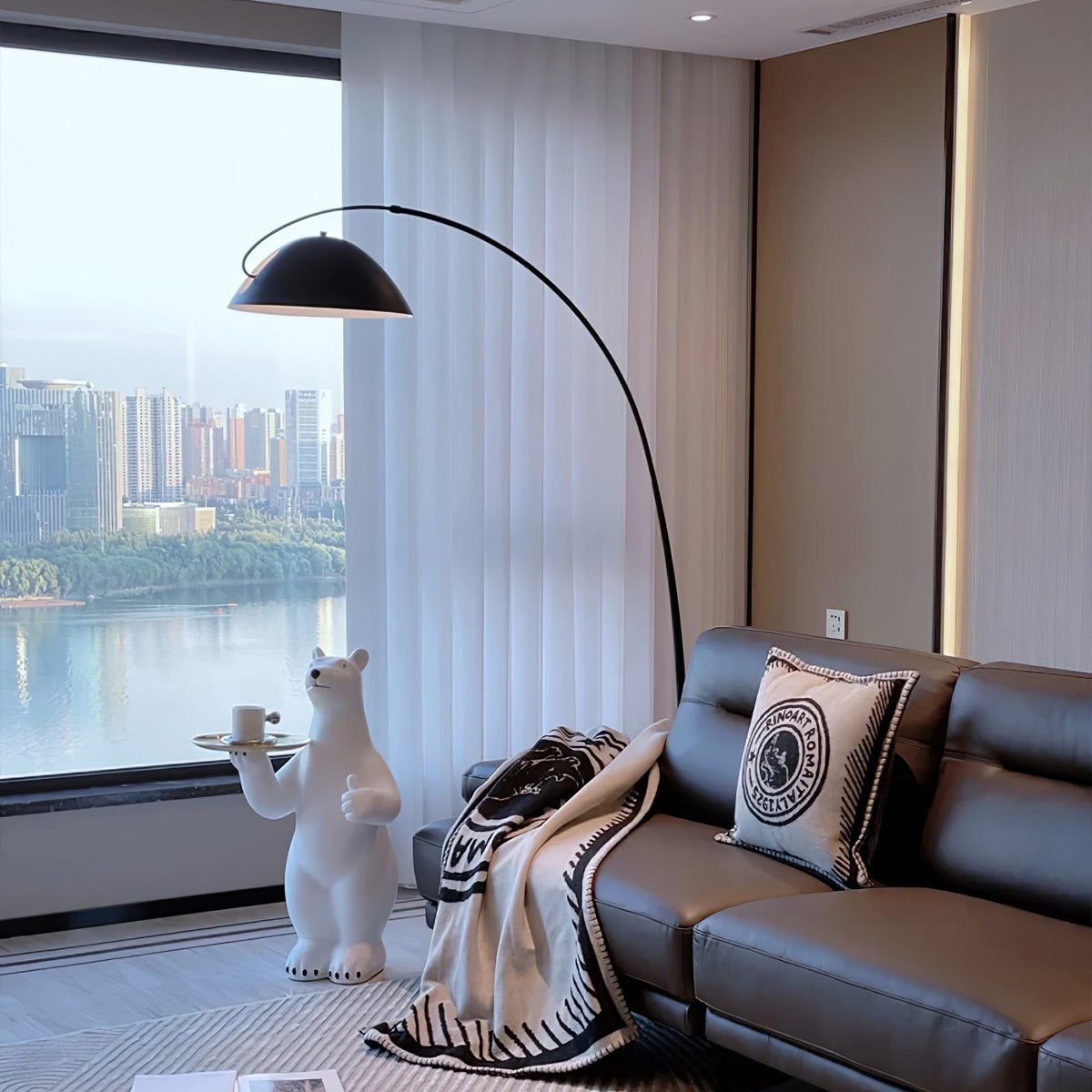 Kramovis Arc Floor Lamp