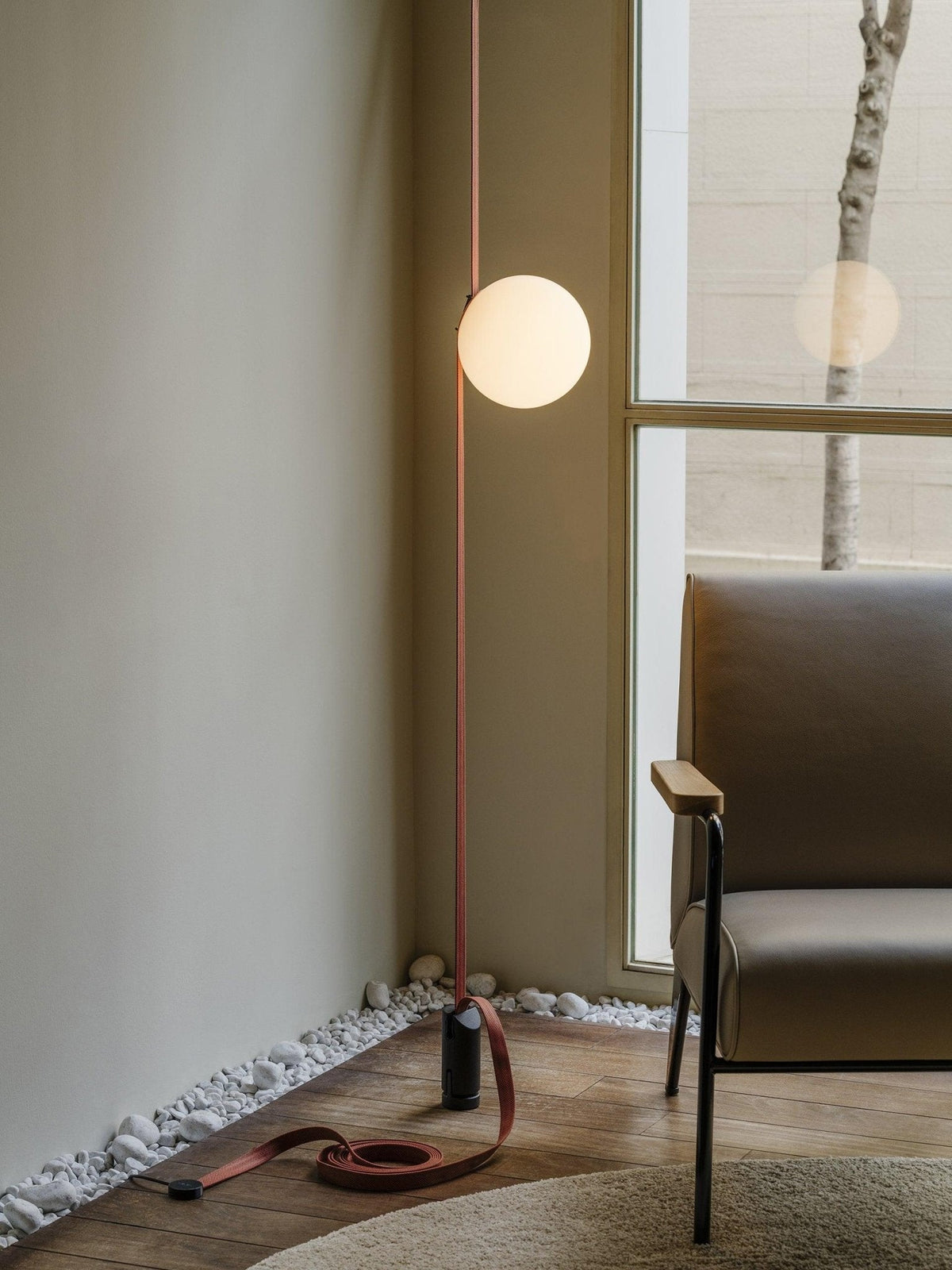 Stanirus Globe Pendant Light