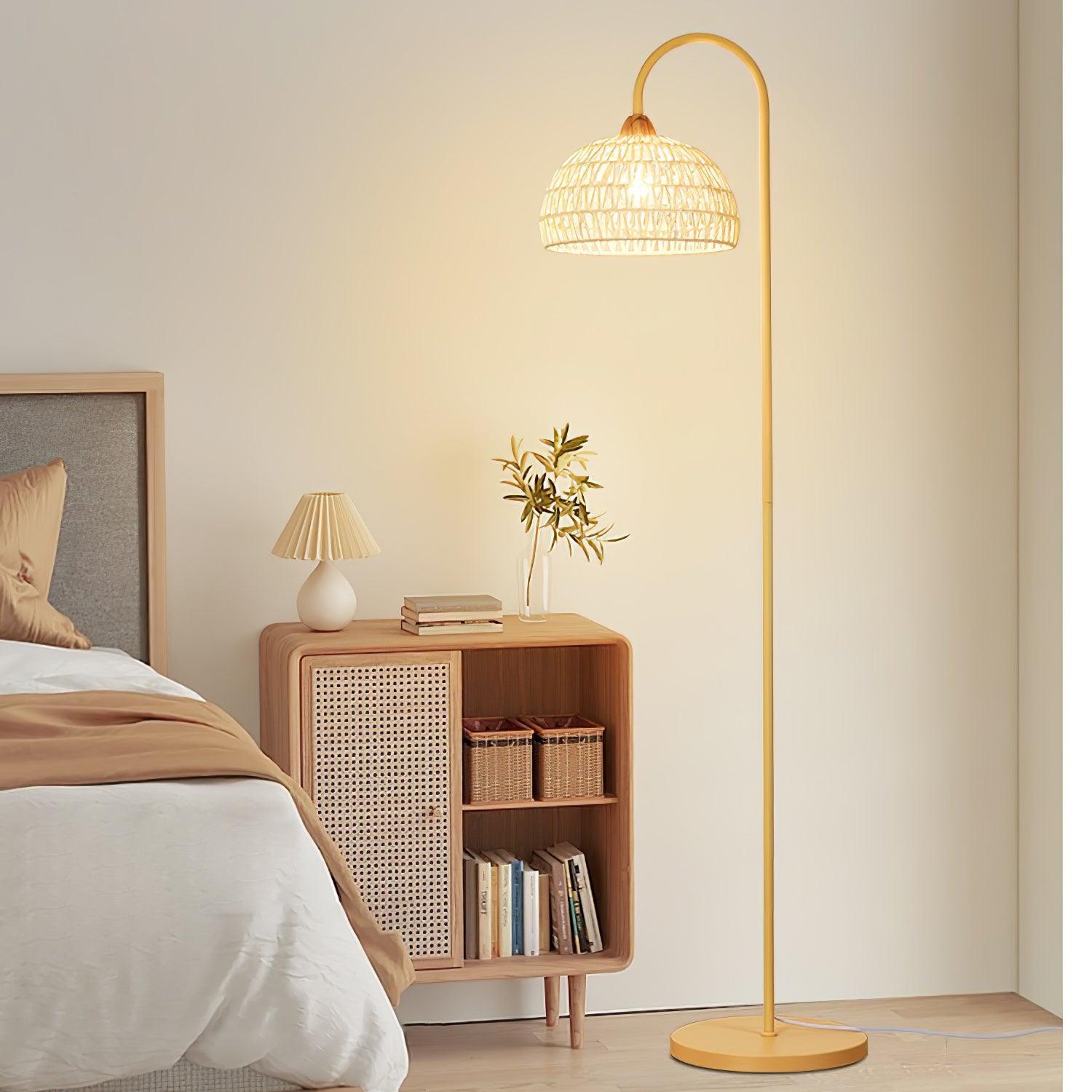 Clovor Floor Lamp