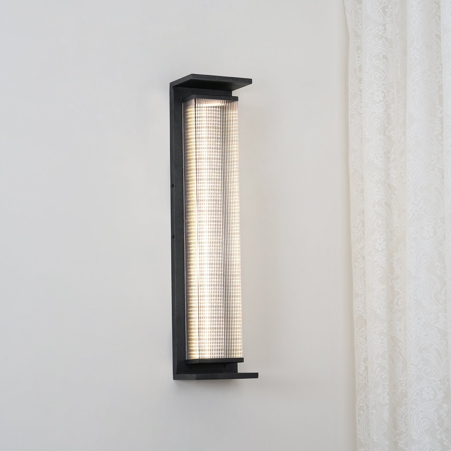 Tolani Outdoor Wall Light