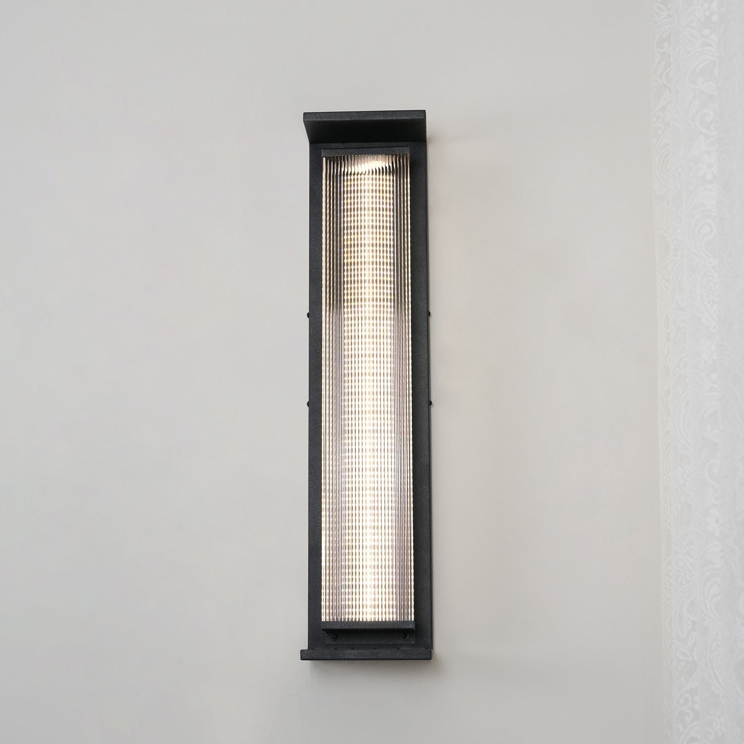Tolani Outdoor Wall Light