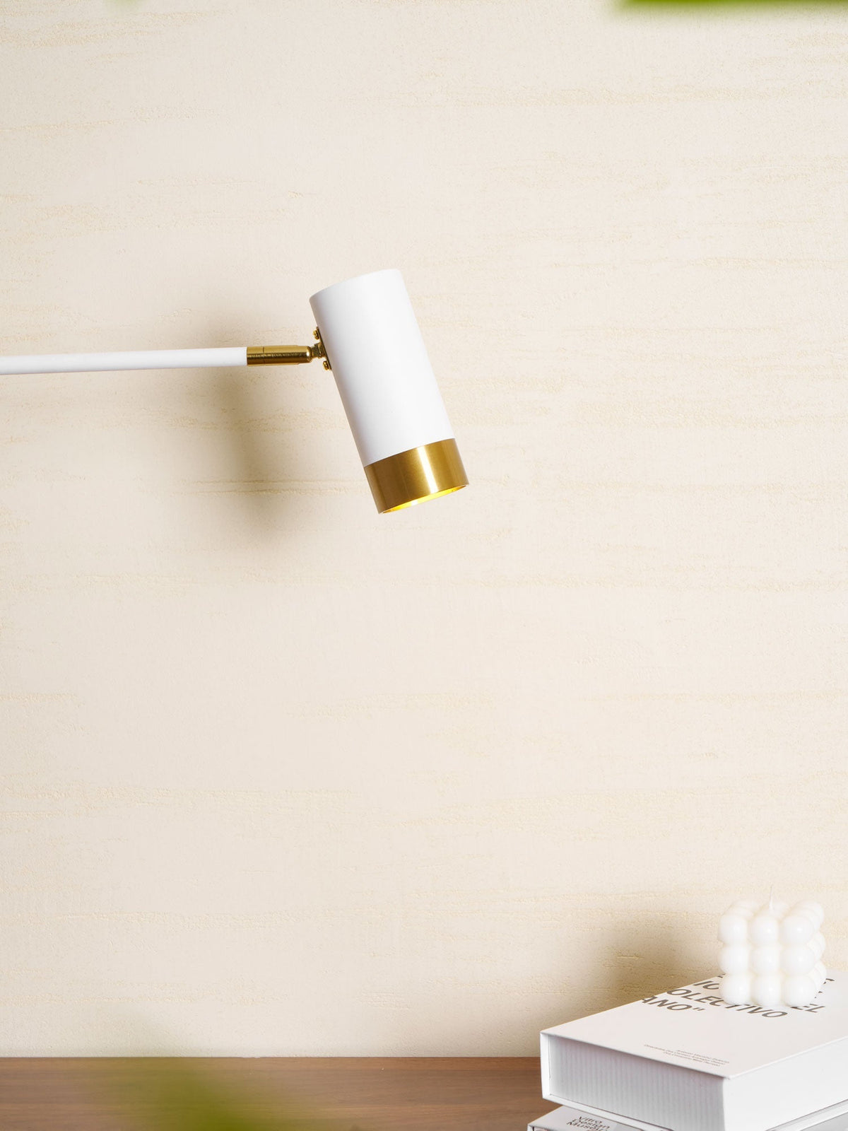 Ponari Linear Wall Light