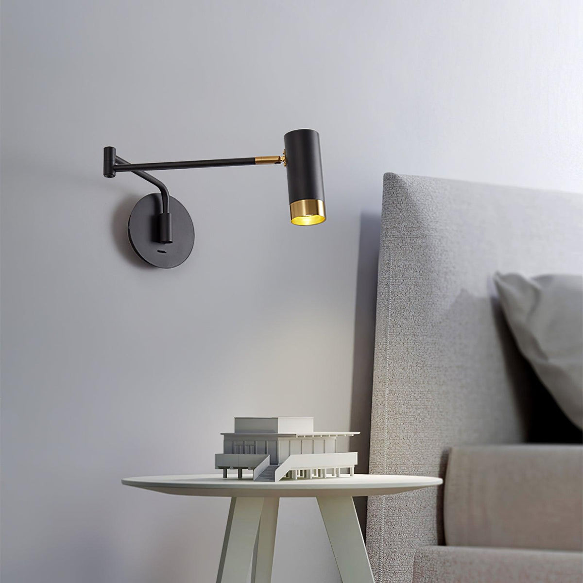 Ponari Linear Wall Light