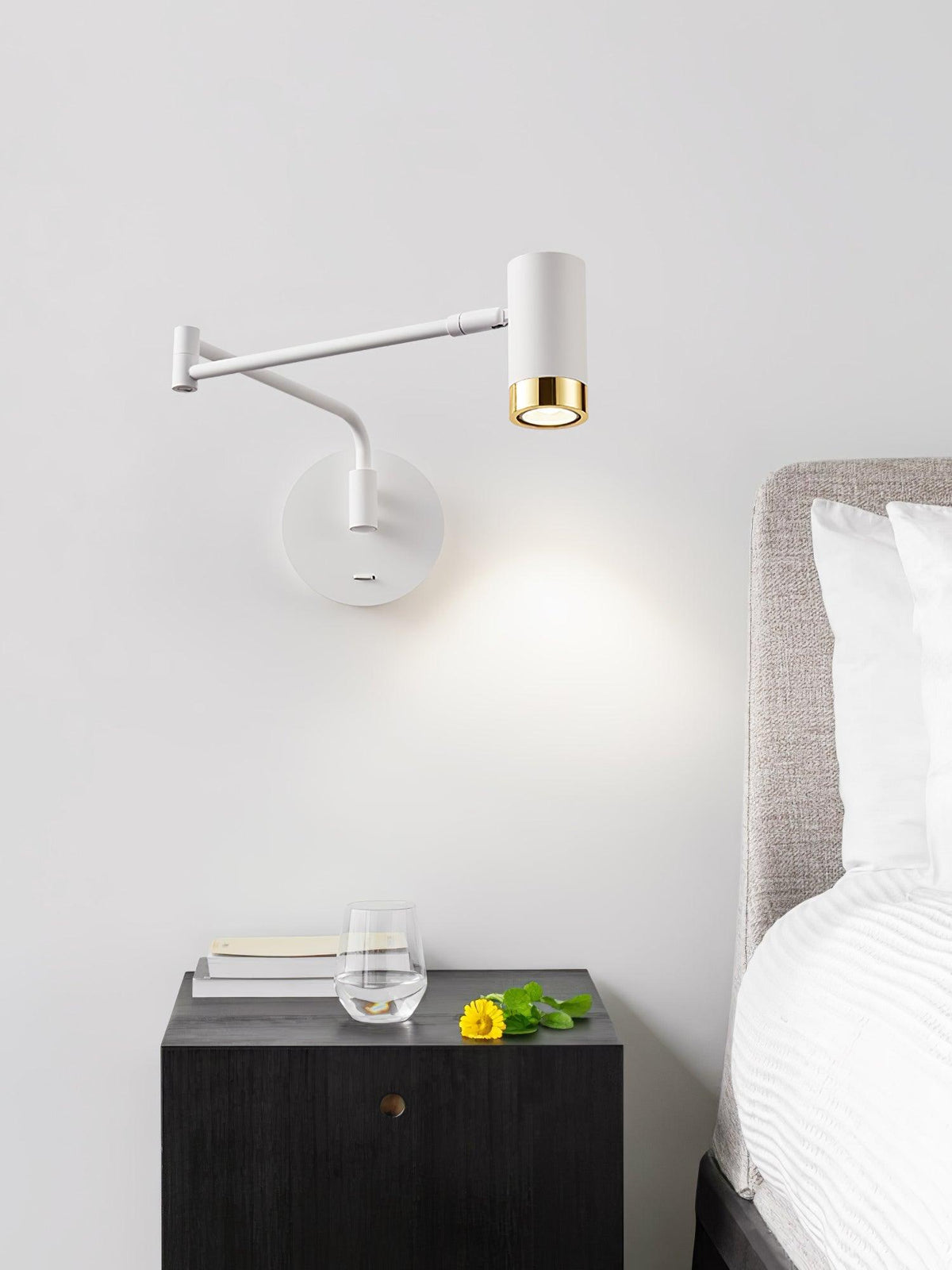 Ponari Linear Wall Light