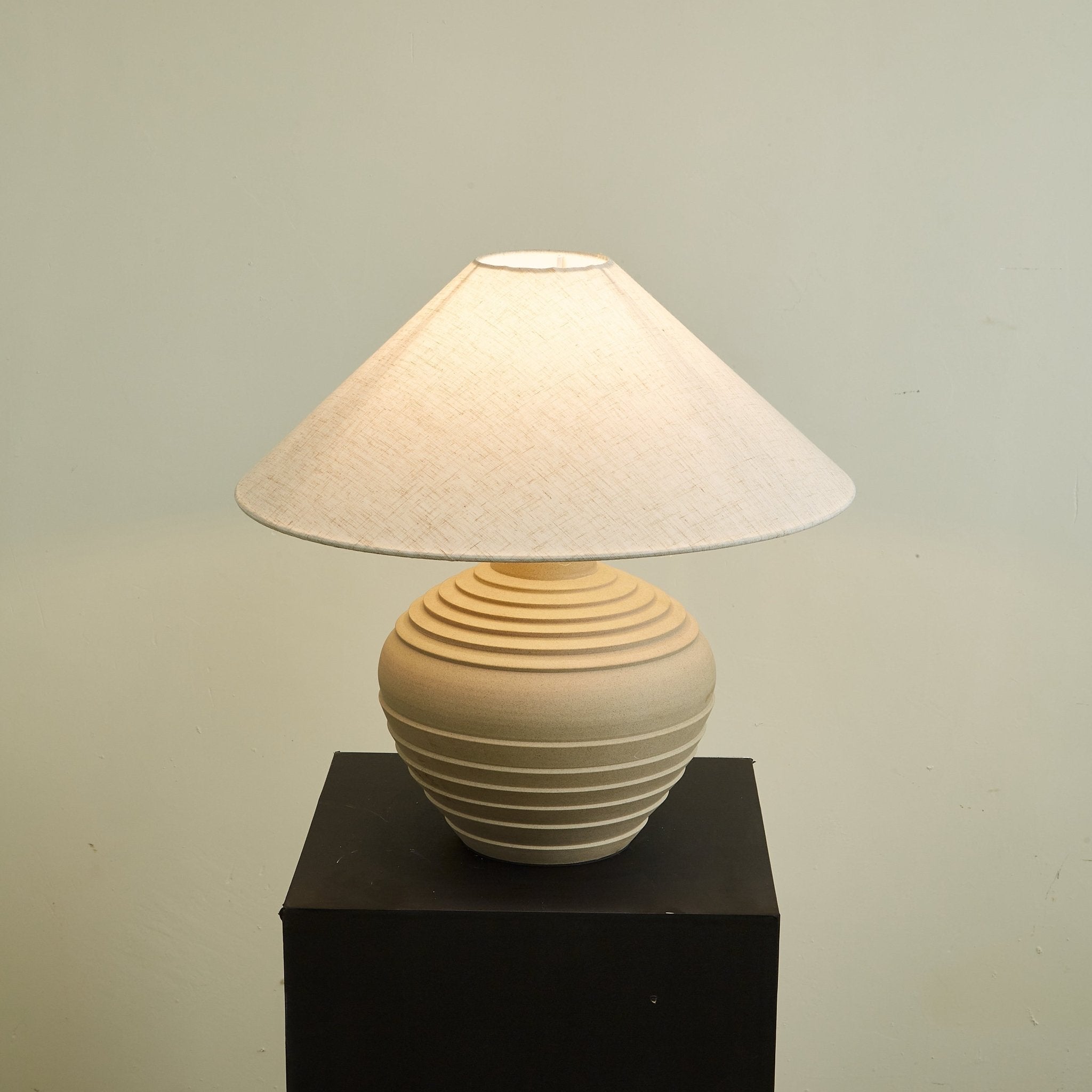 Seloti Table Lamp