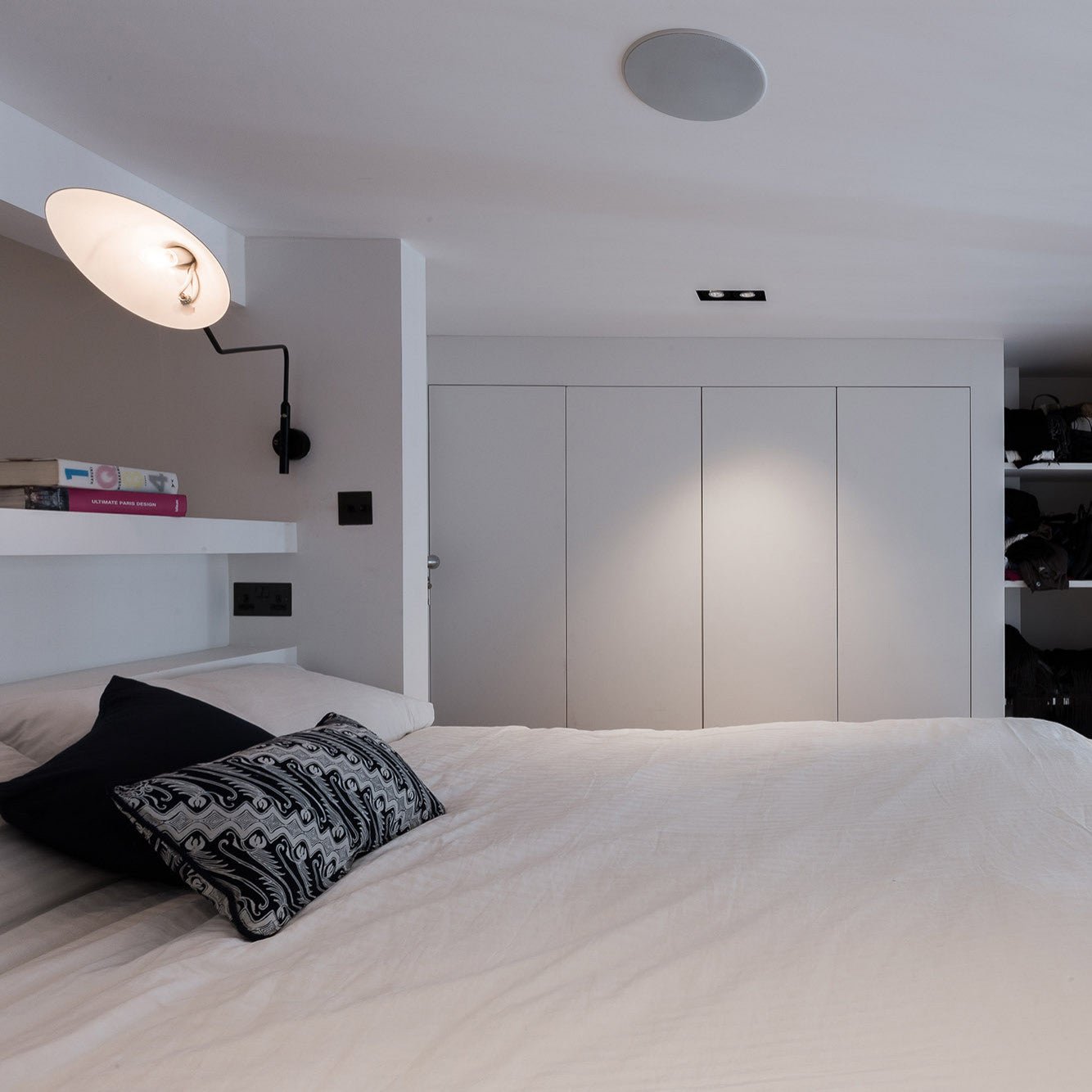 Sirgen Wall Light