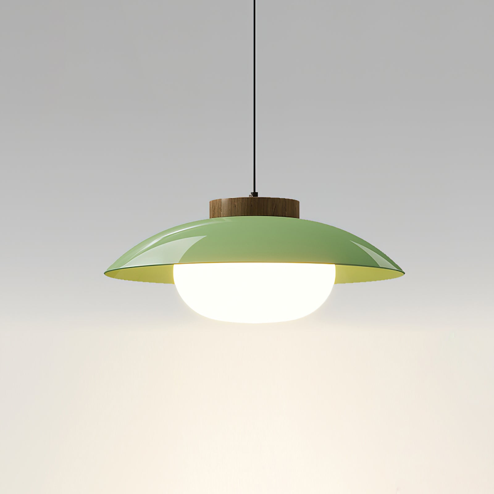 Kanser Pendant Light