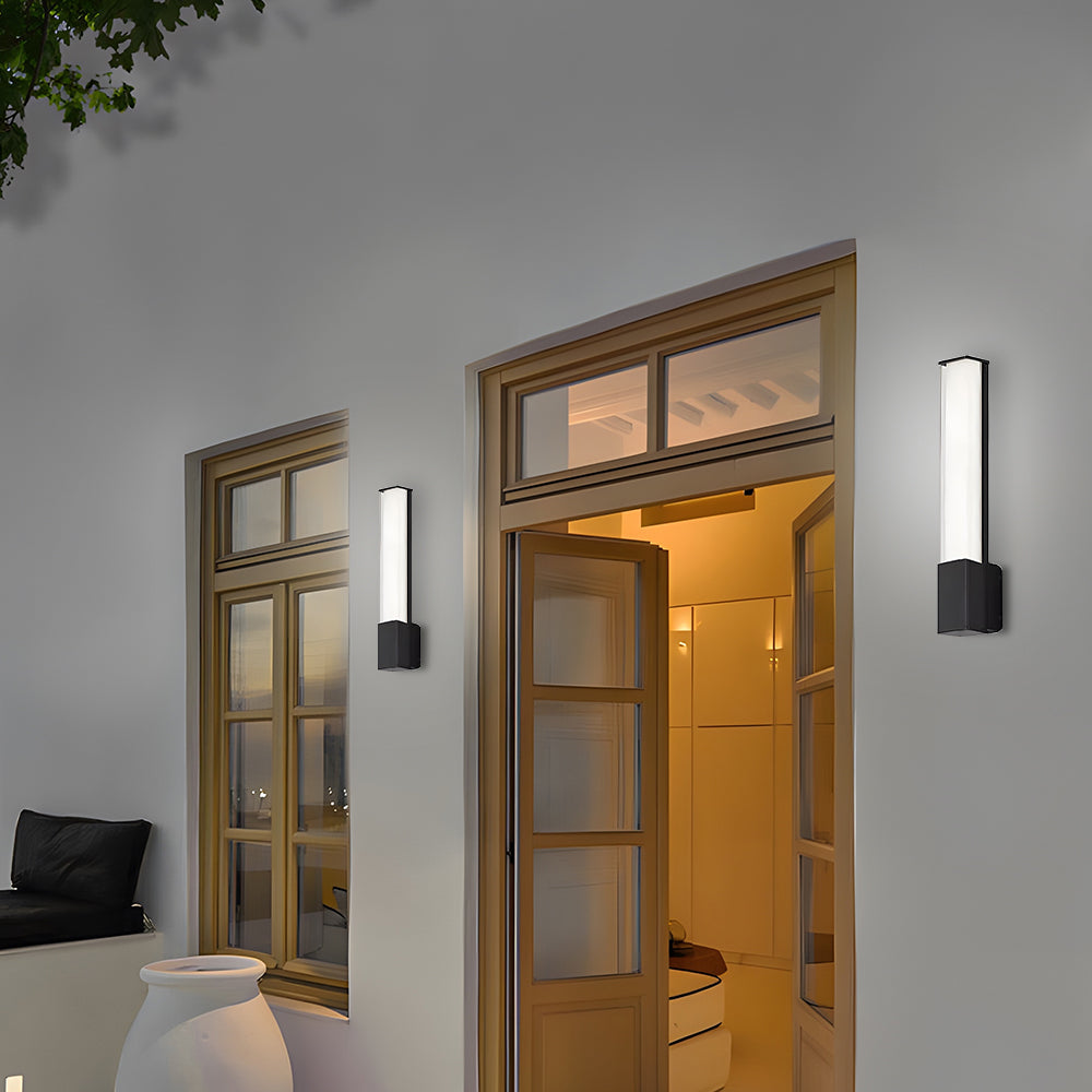 Mellaro Outdoor Wall Light