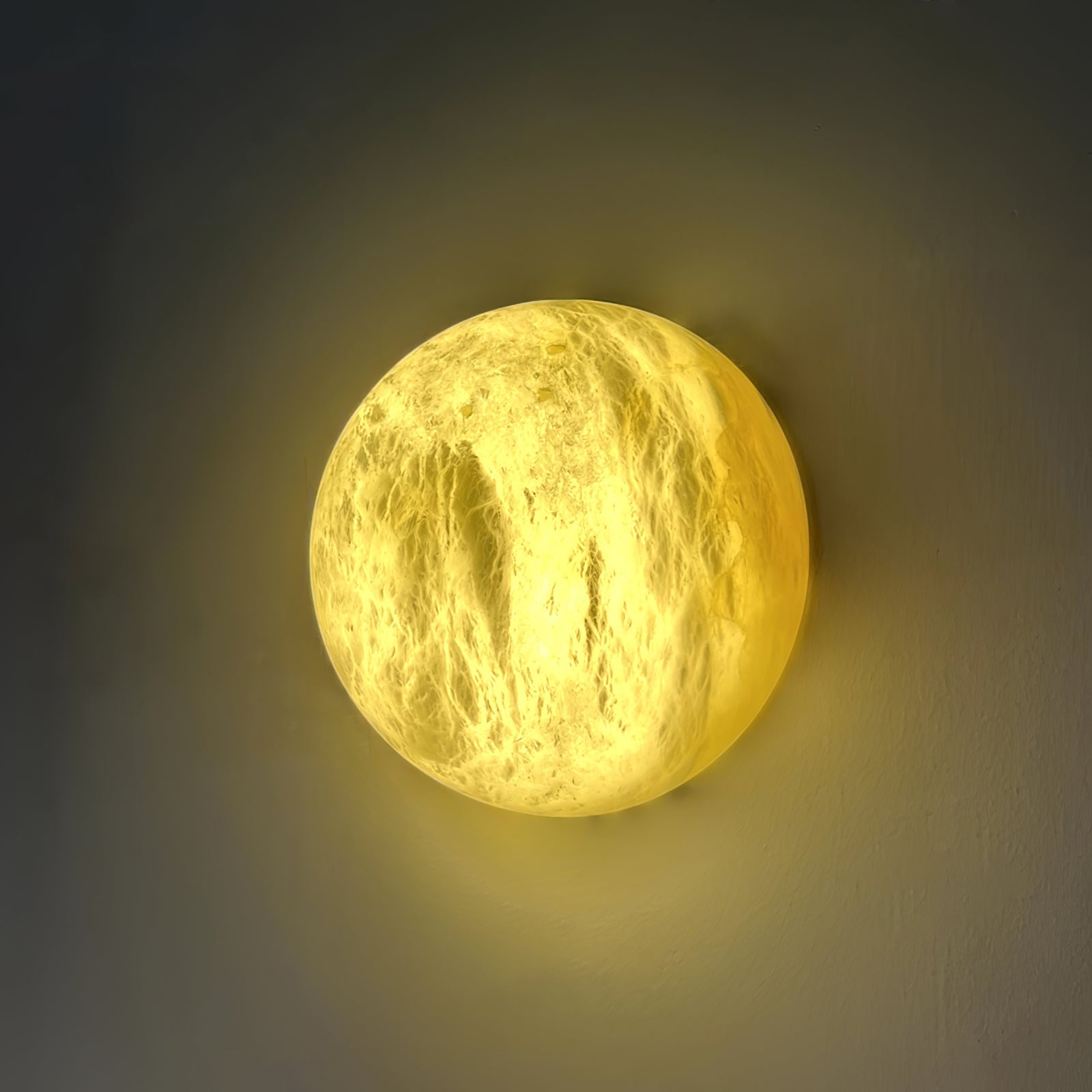 Clobe Alabaster Wall Light