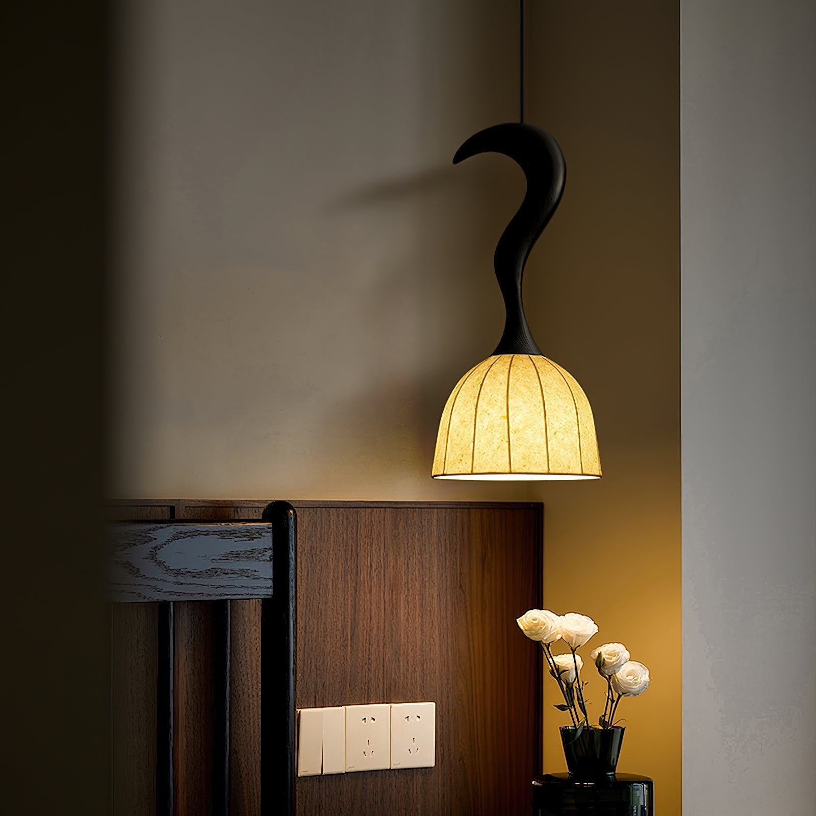 Selinto Wooden Pendant Light