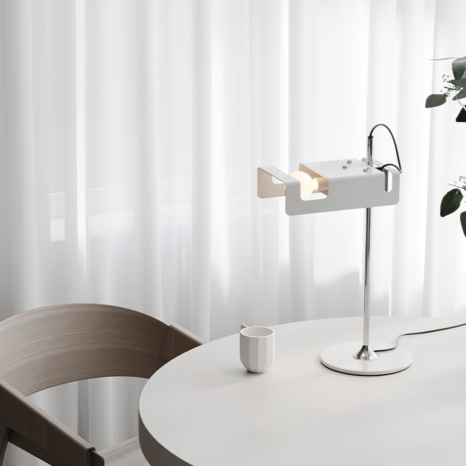 Sider Table Lamp