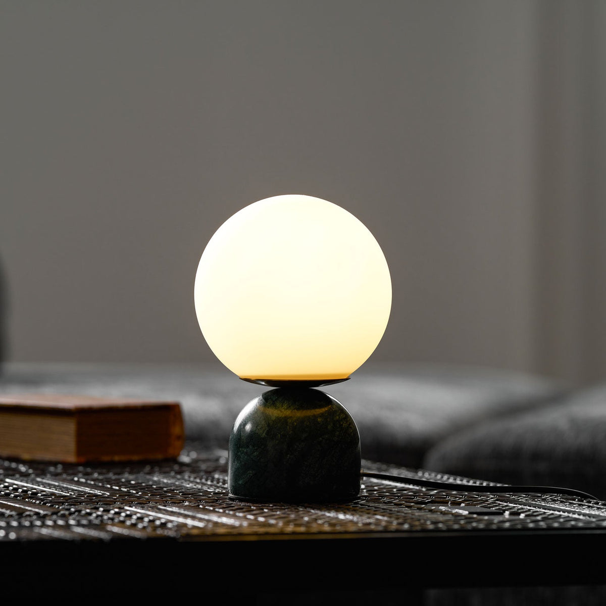 Tudira Globe Table Lamp