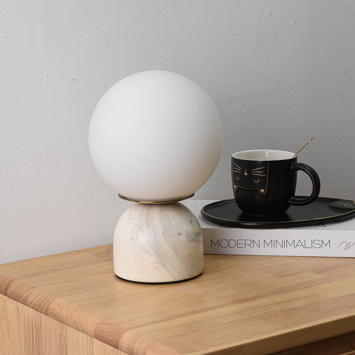 Tudira Globe Table Lamp