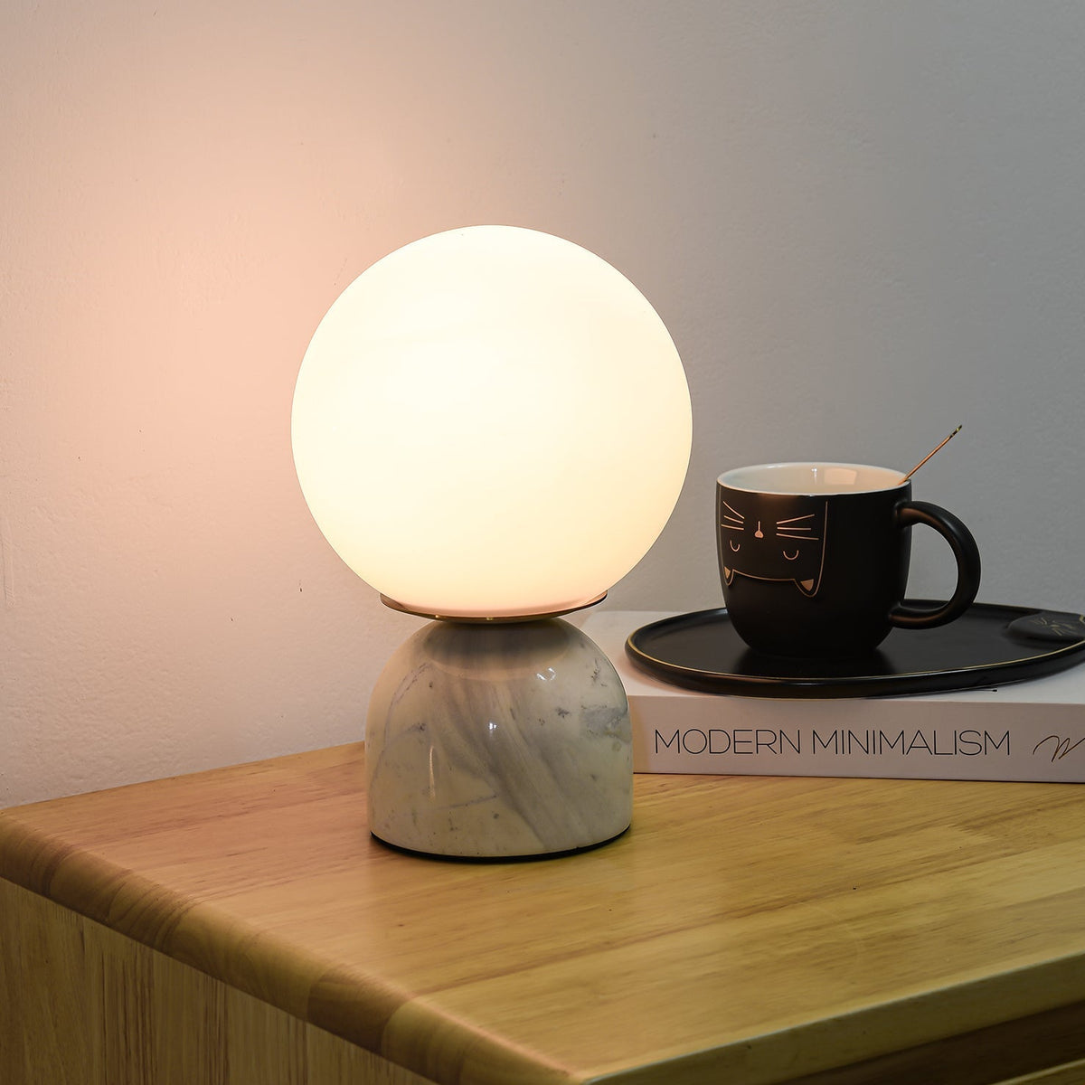 Tudira Globe Table Lamp