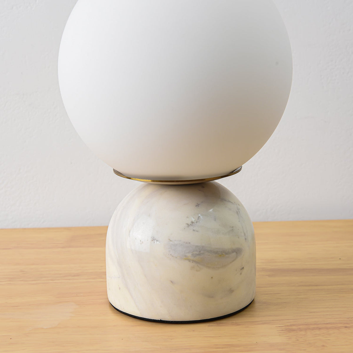 Tudira Globe Table Lamp