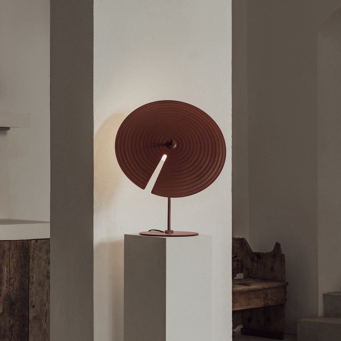 Mezon Table Lamp
