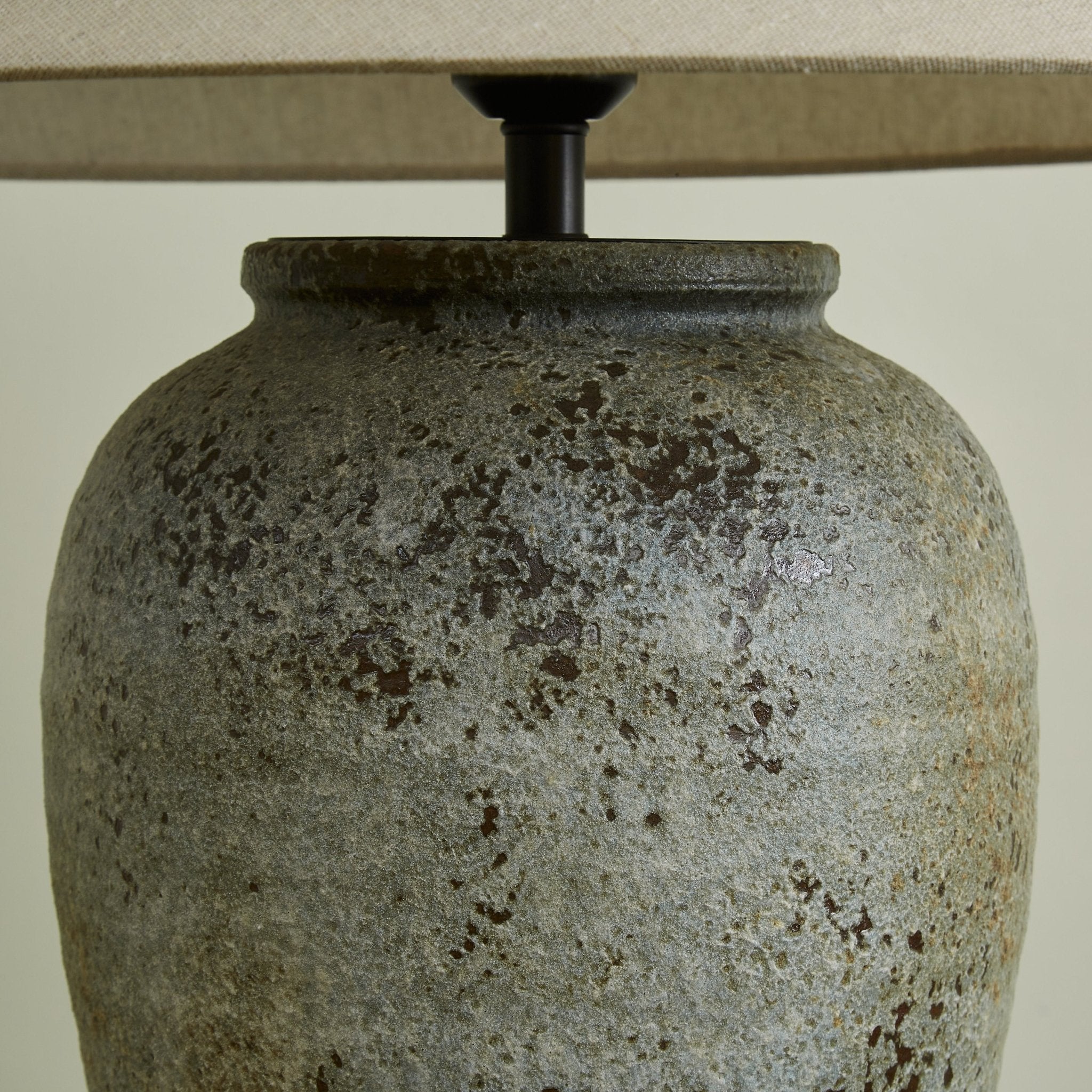 Tevinga Table Lamp