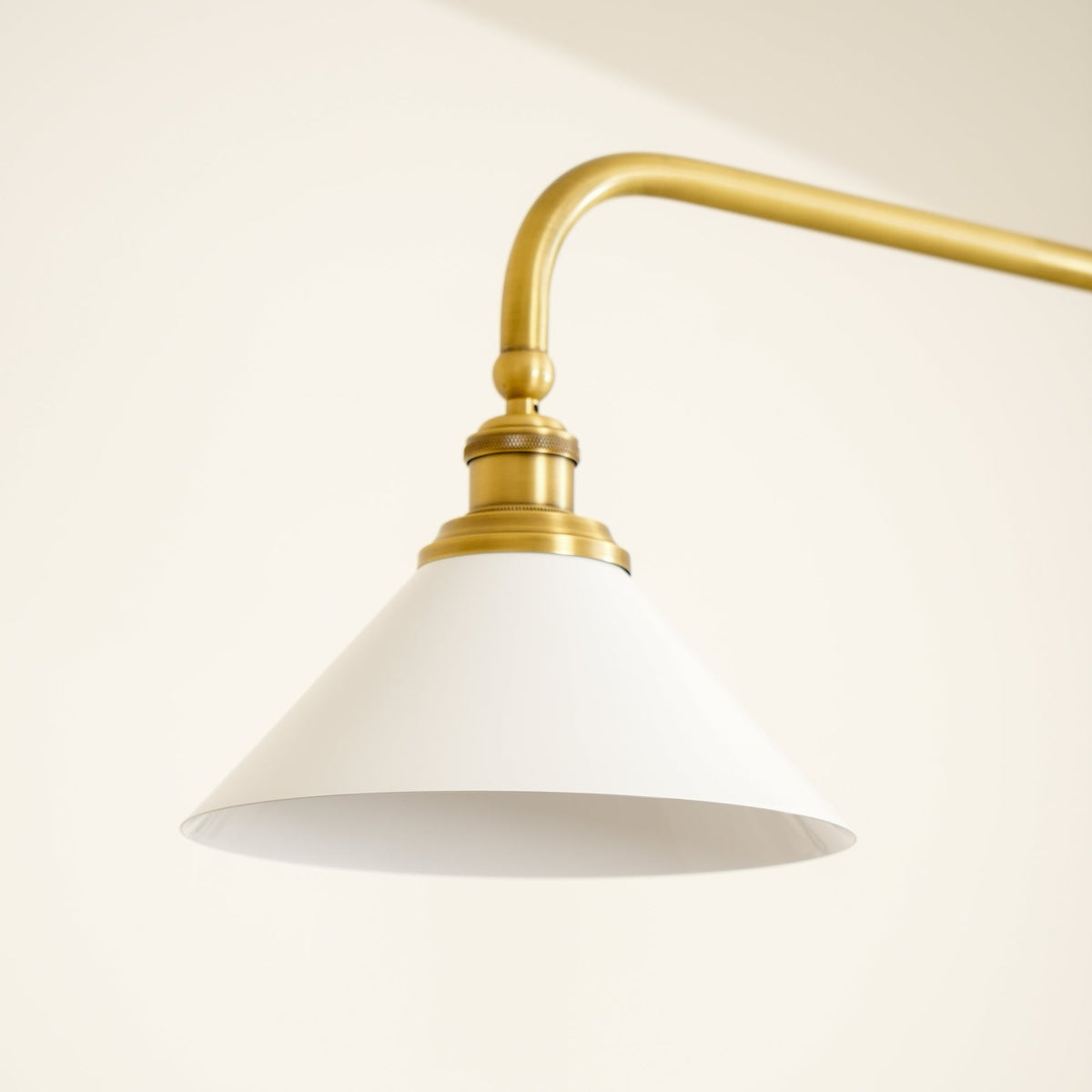 Nissiko Linear Pendant Light