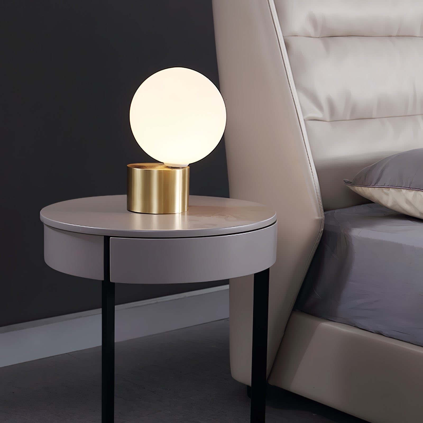 Lynvon Table Lamp