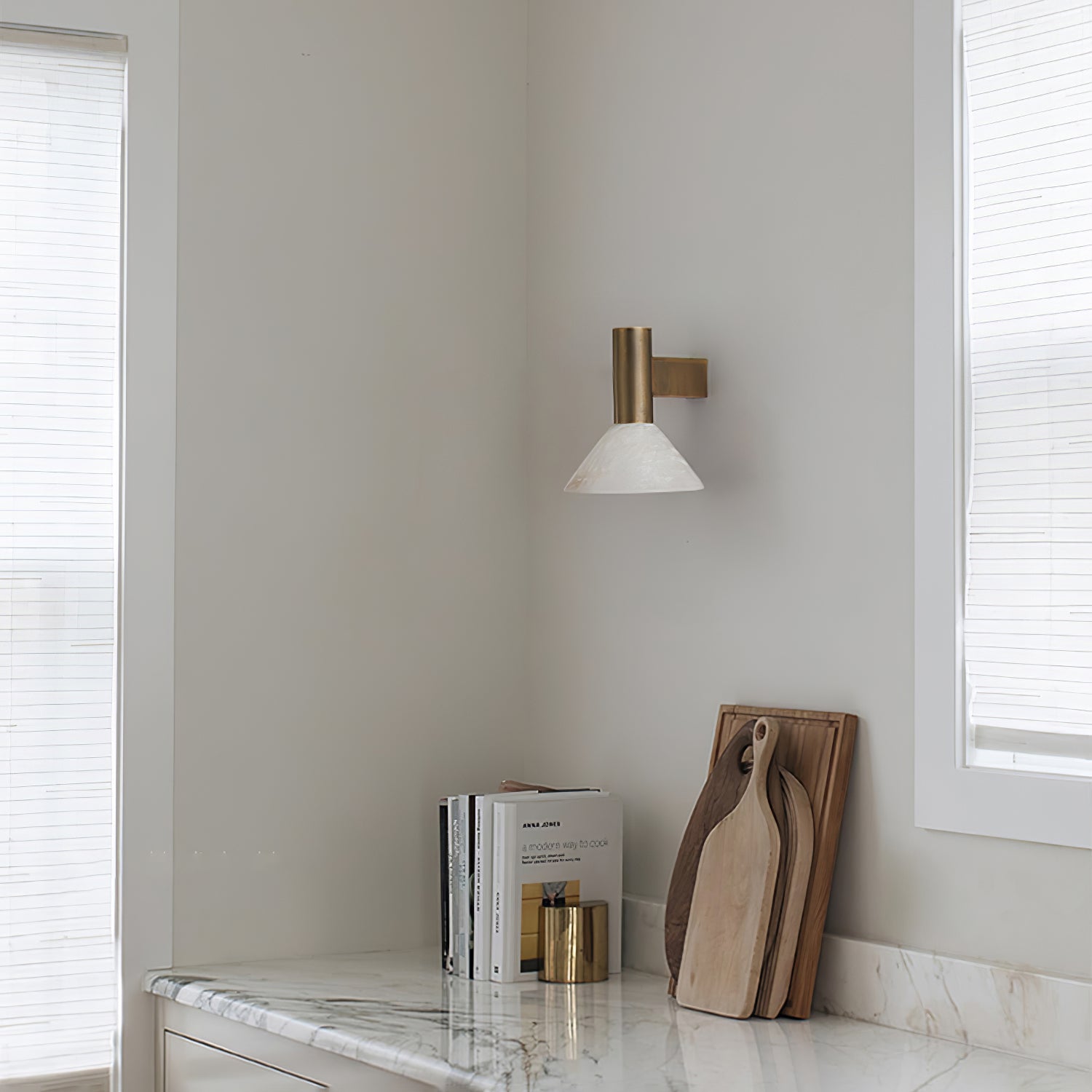 Atello Alabaster Wall Light