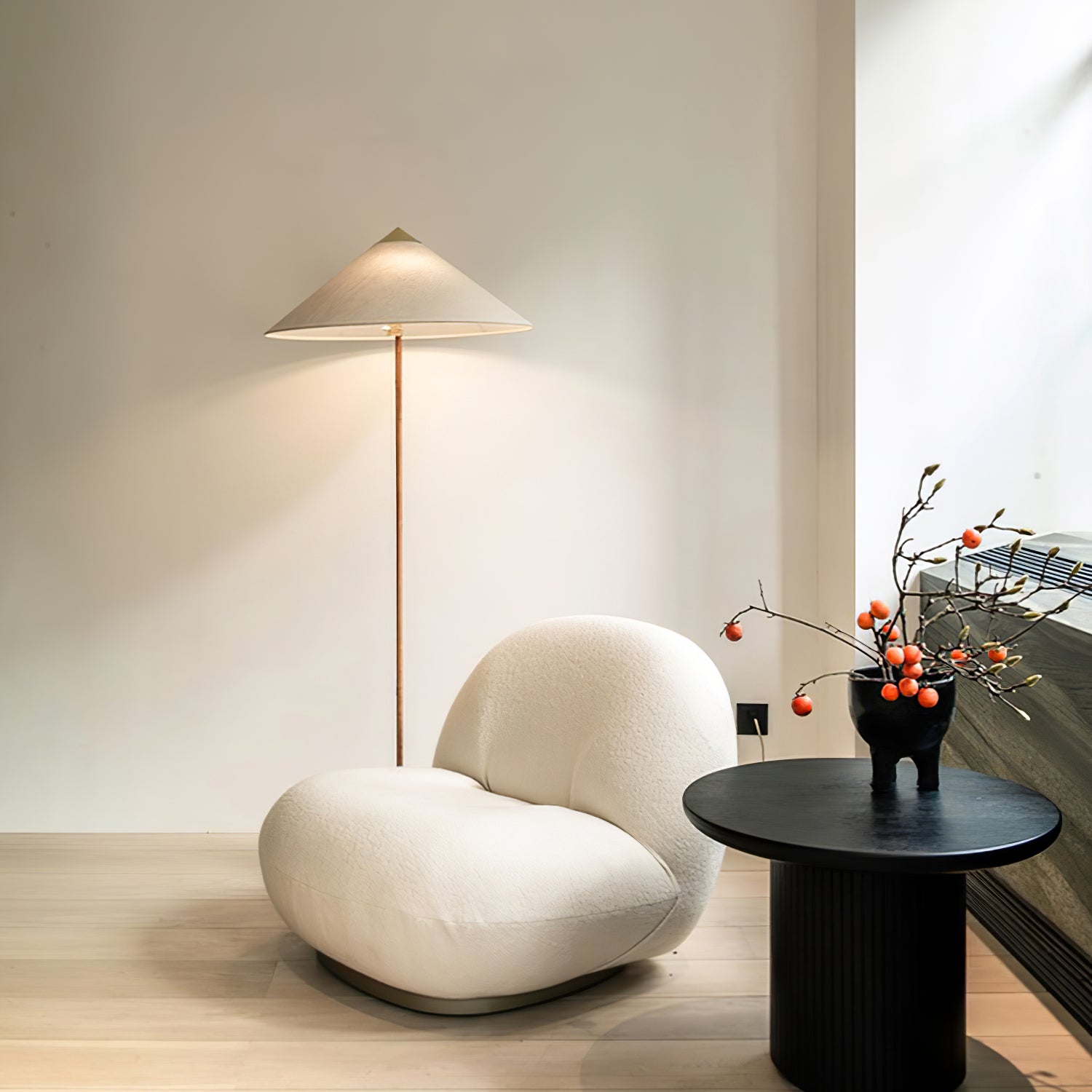 Amora Floor Lamp