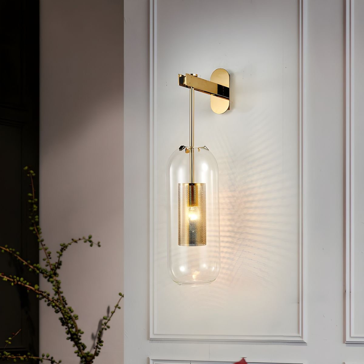 Tormula Globe Wall Light