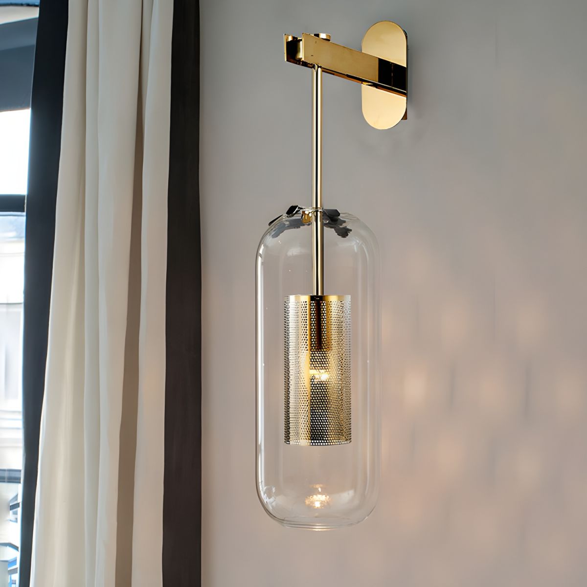 Tormula Globe Wall Light