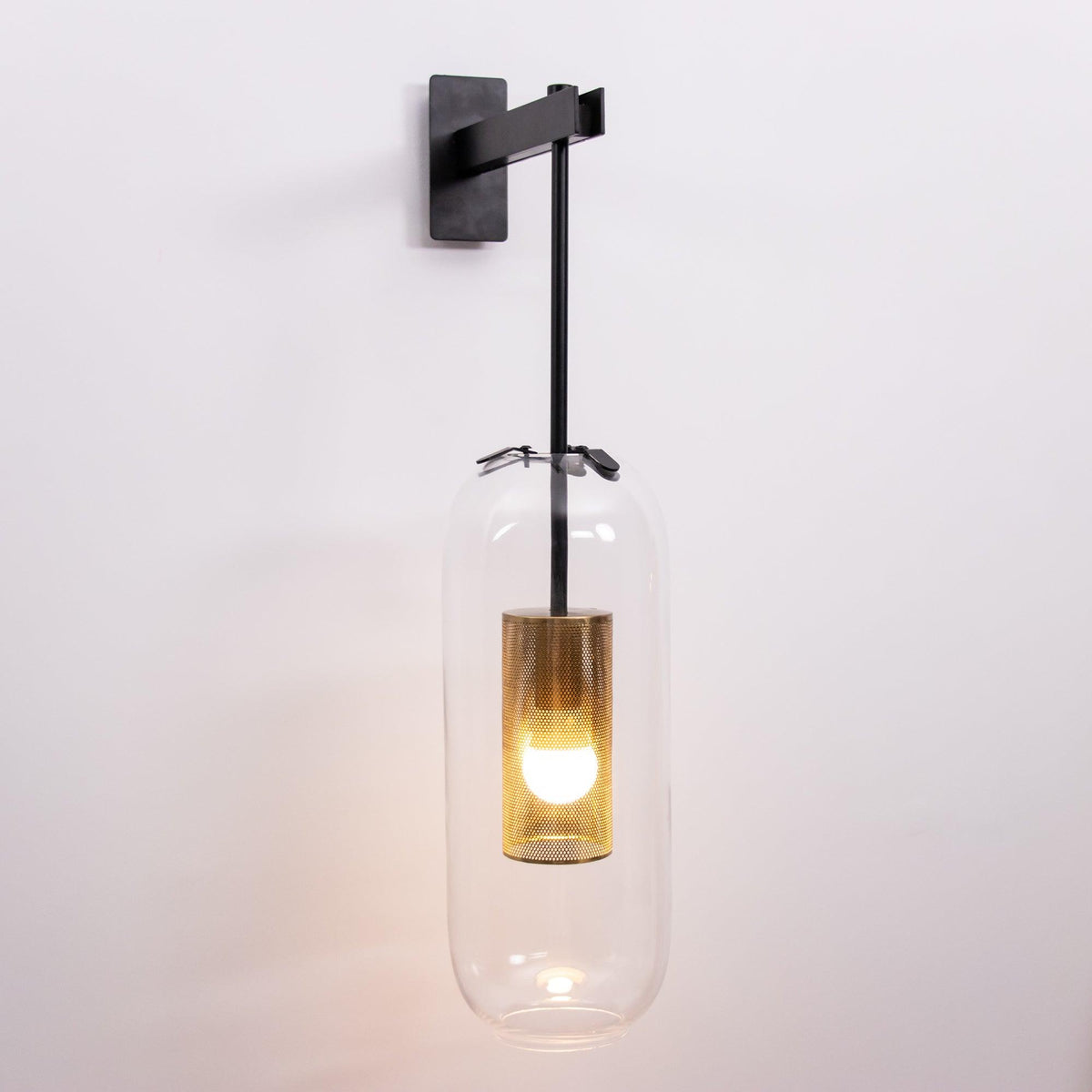 Tormula Globe Wall Light