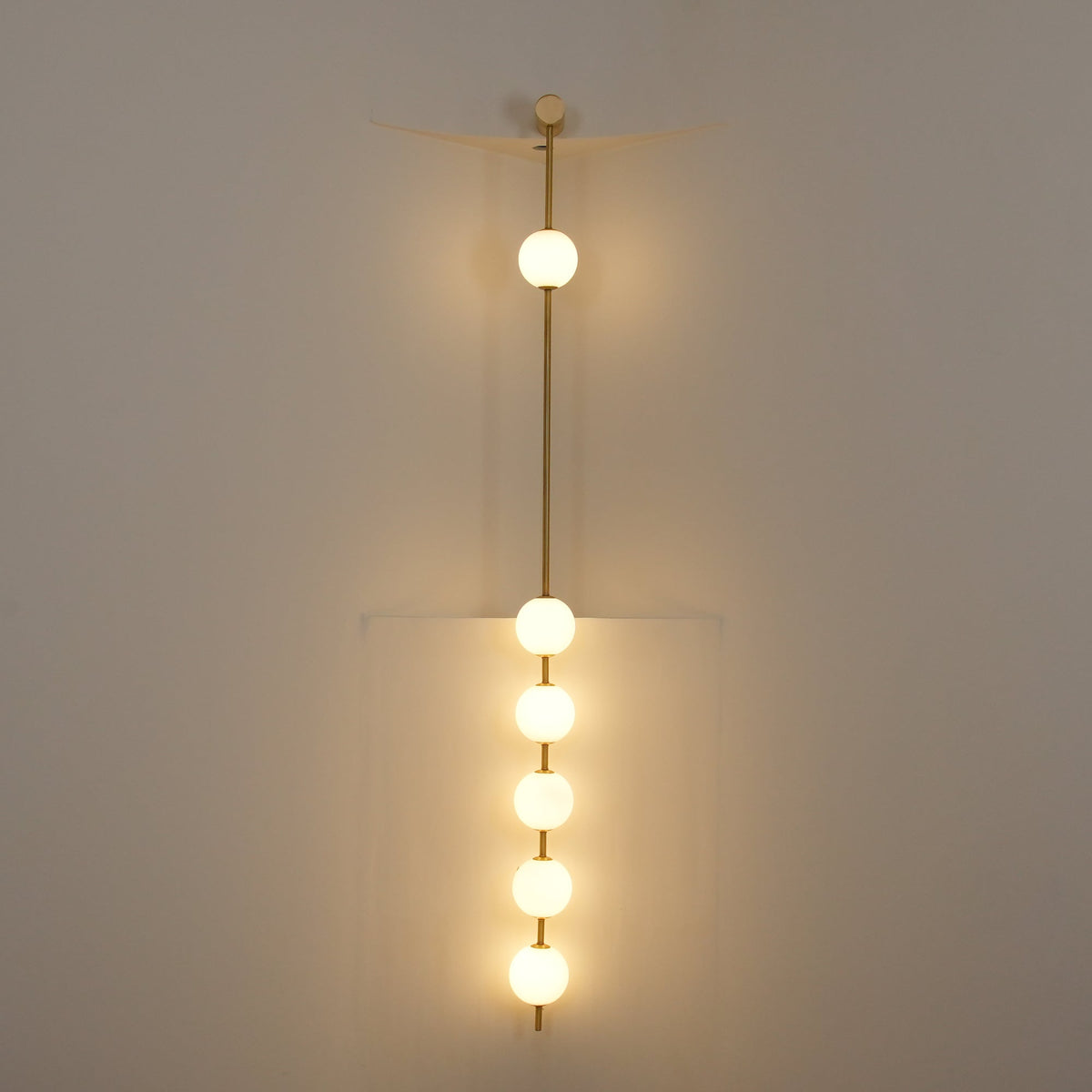 Salon Globe Wall Light