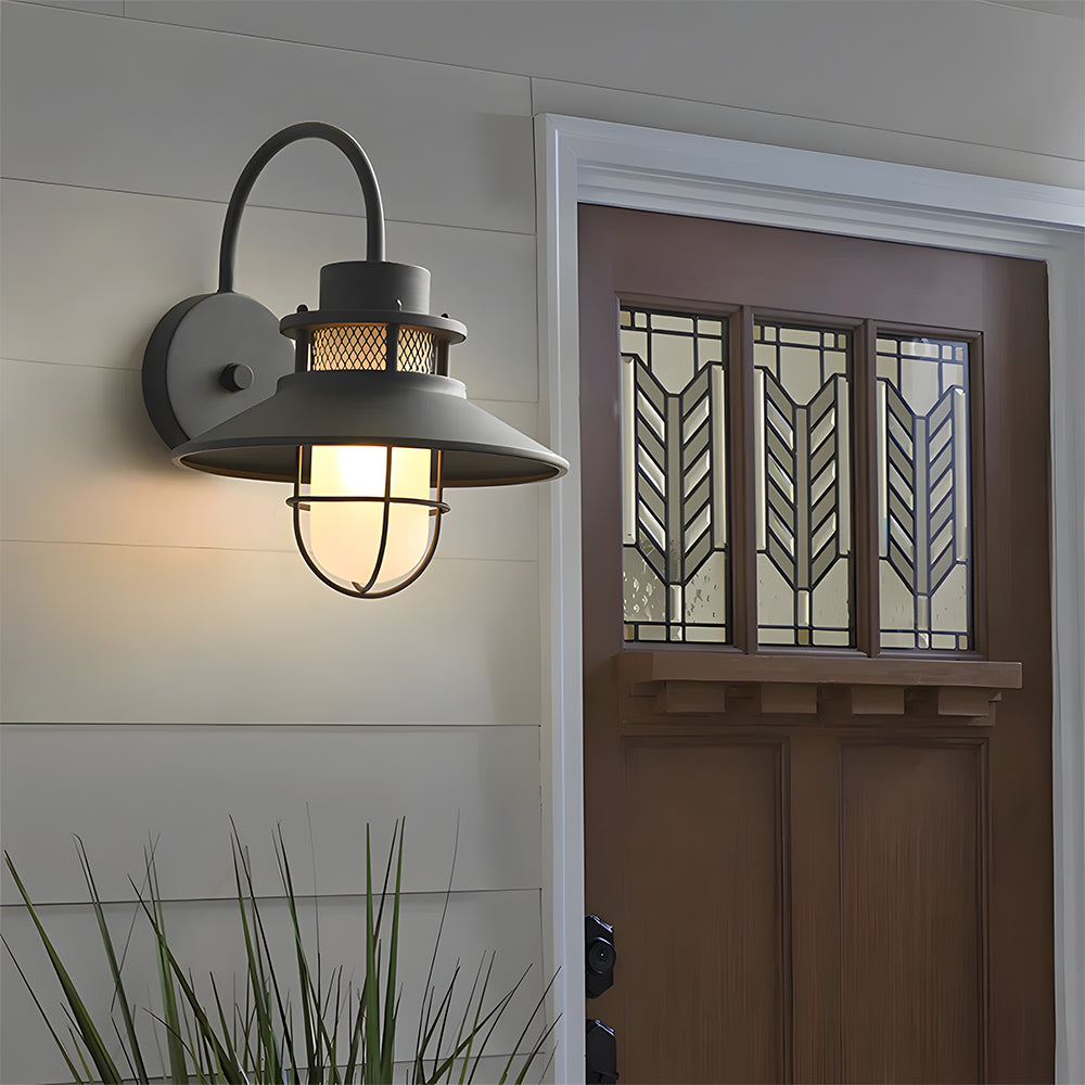 Zallivo Outdoor Lantern Wall Light
