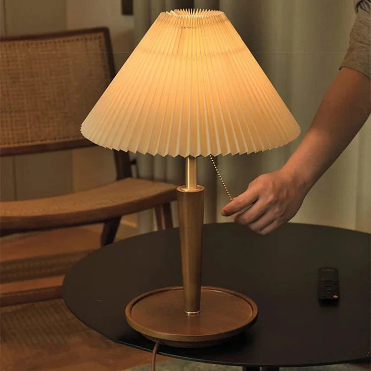 Lea Vintage Wooden Table Lamp