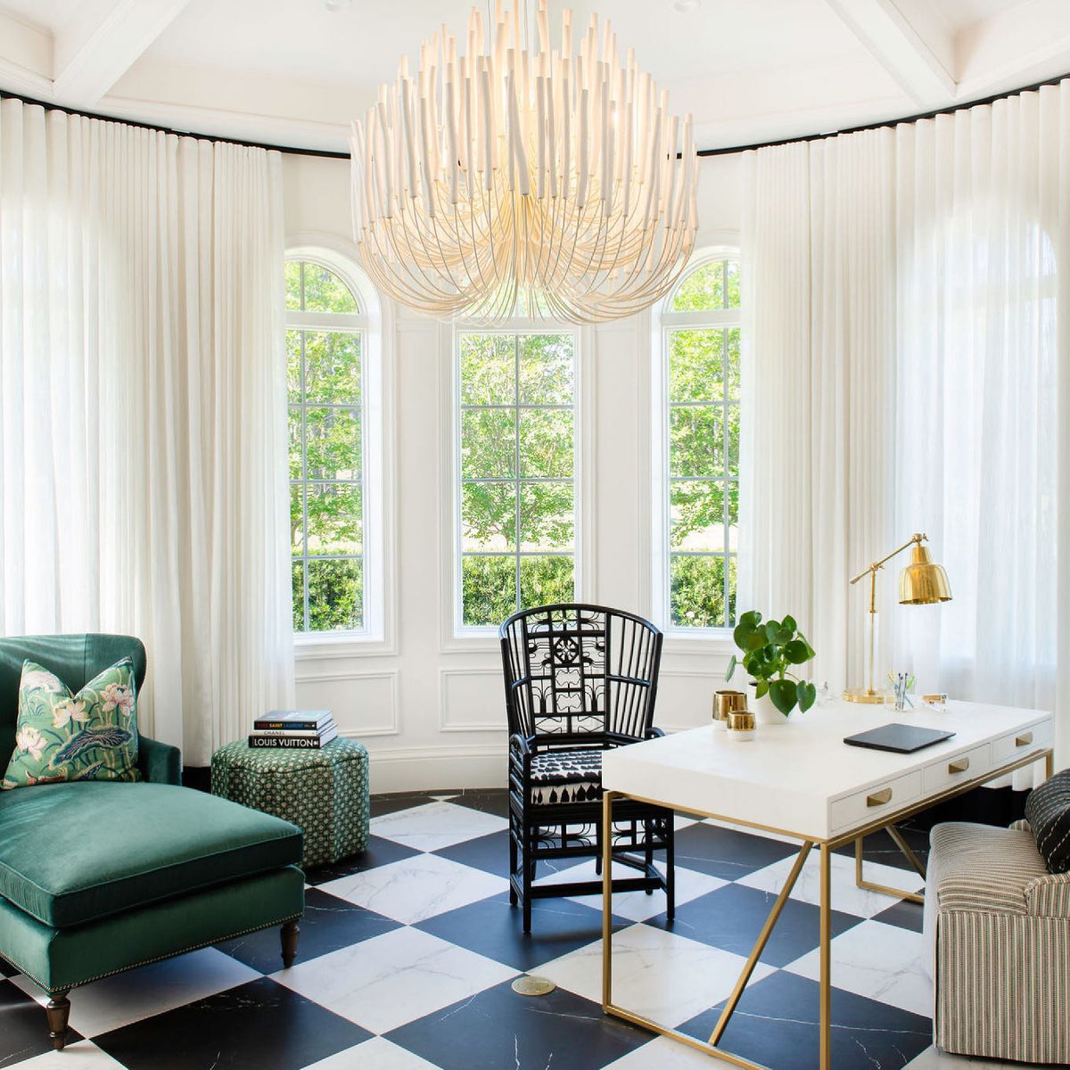 Kriro Round Chandelier