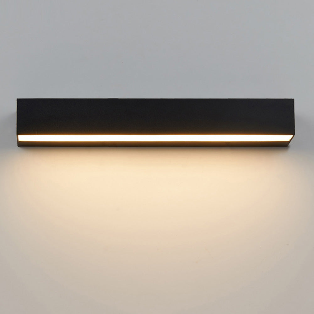 Nezo Outdoor Wall Light