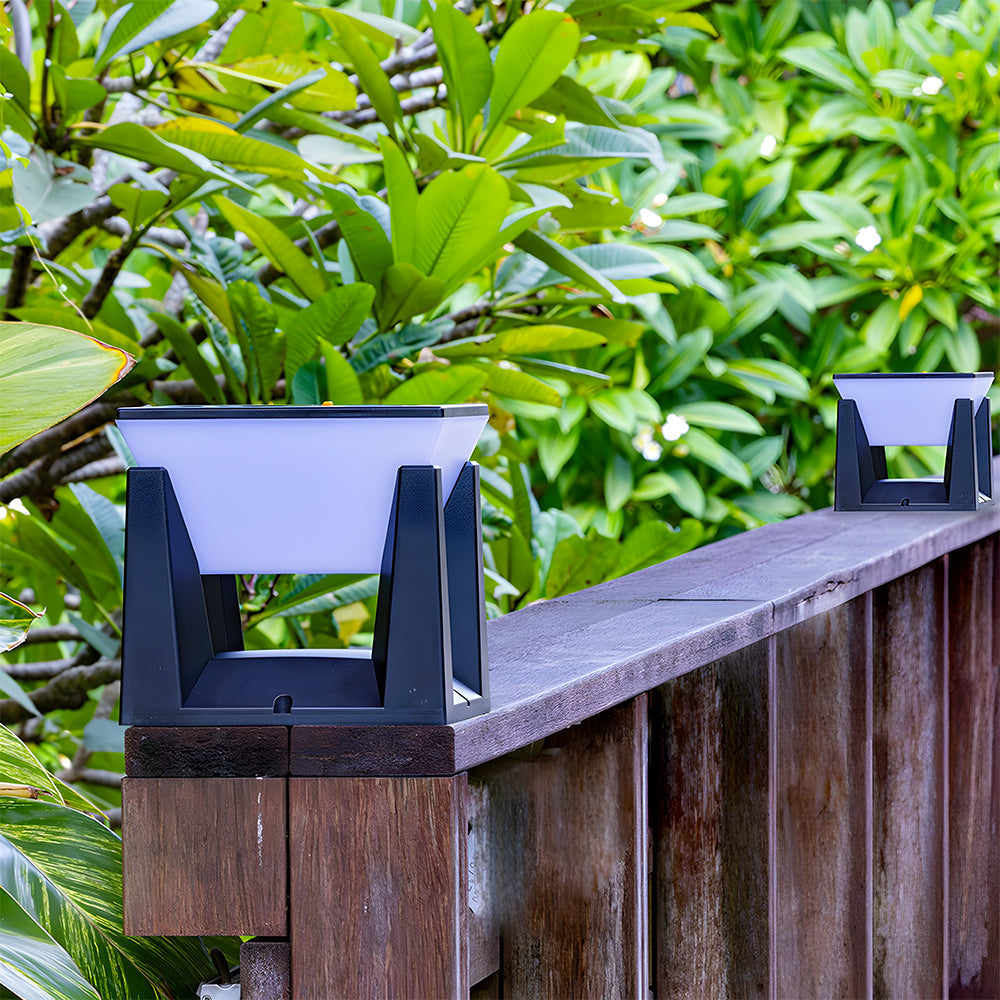 Venzaro Solar Outdoor Light Pilar