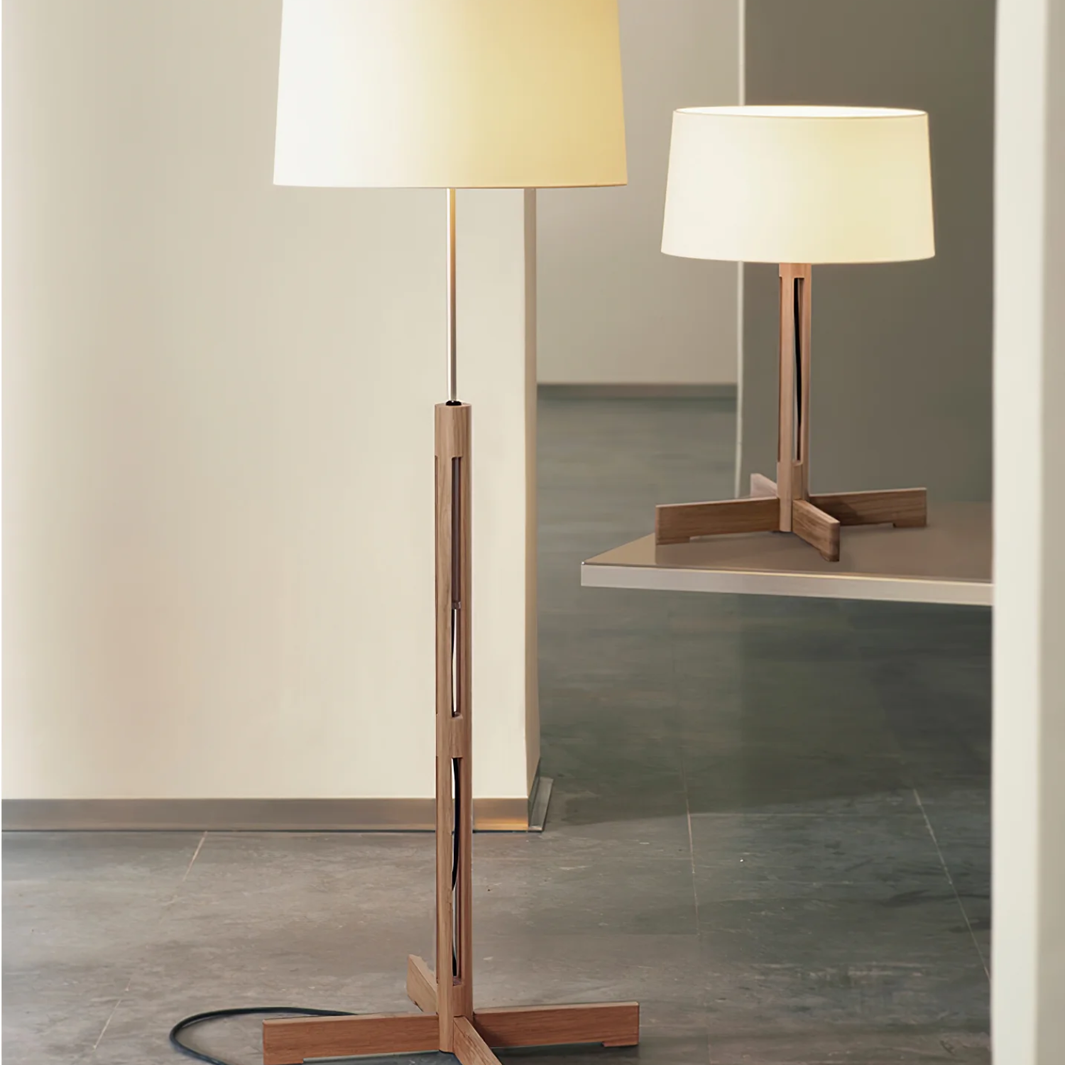 Fodox Floor Lamp